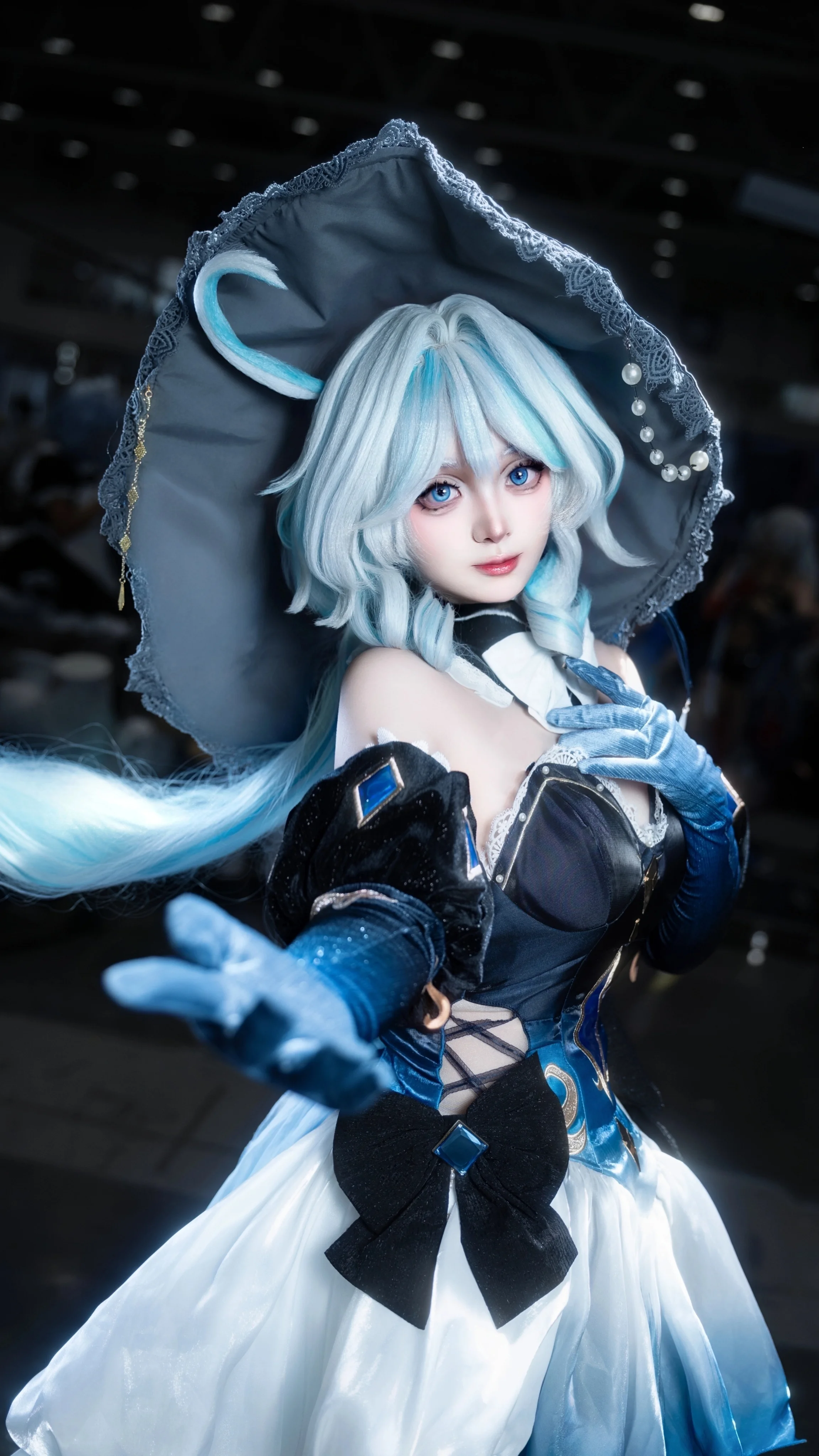 【芙宁娜cos】众水、众方、众民与众律法的女王 - 第 1 张