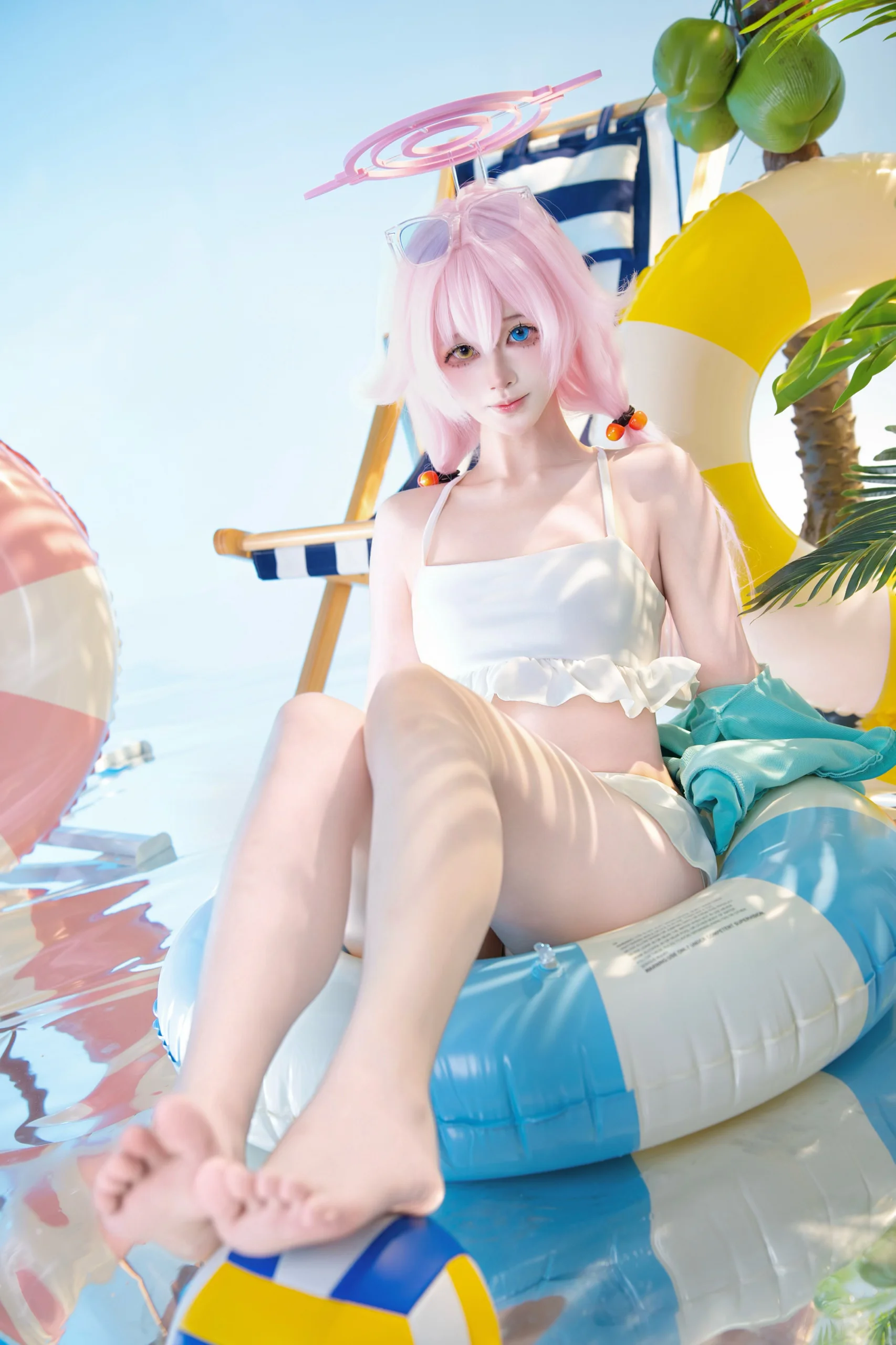 【小鳥遊ホシノ コスプレ】ブルーアーカイブ水着ホシノ、のんびりとした夏の水おじさん