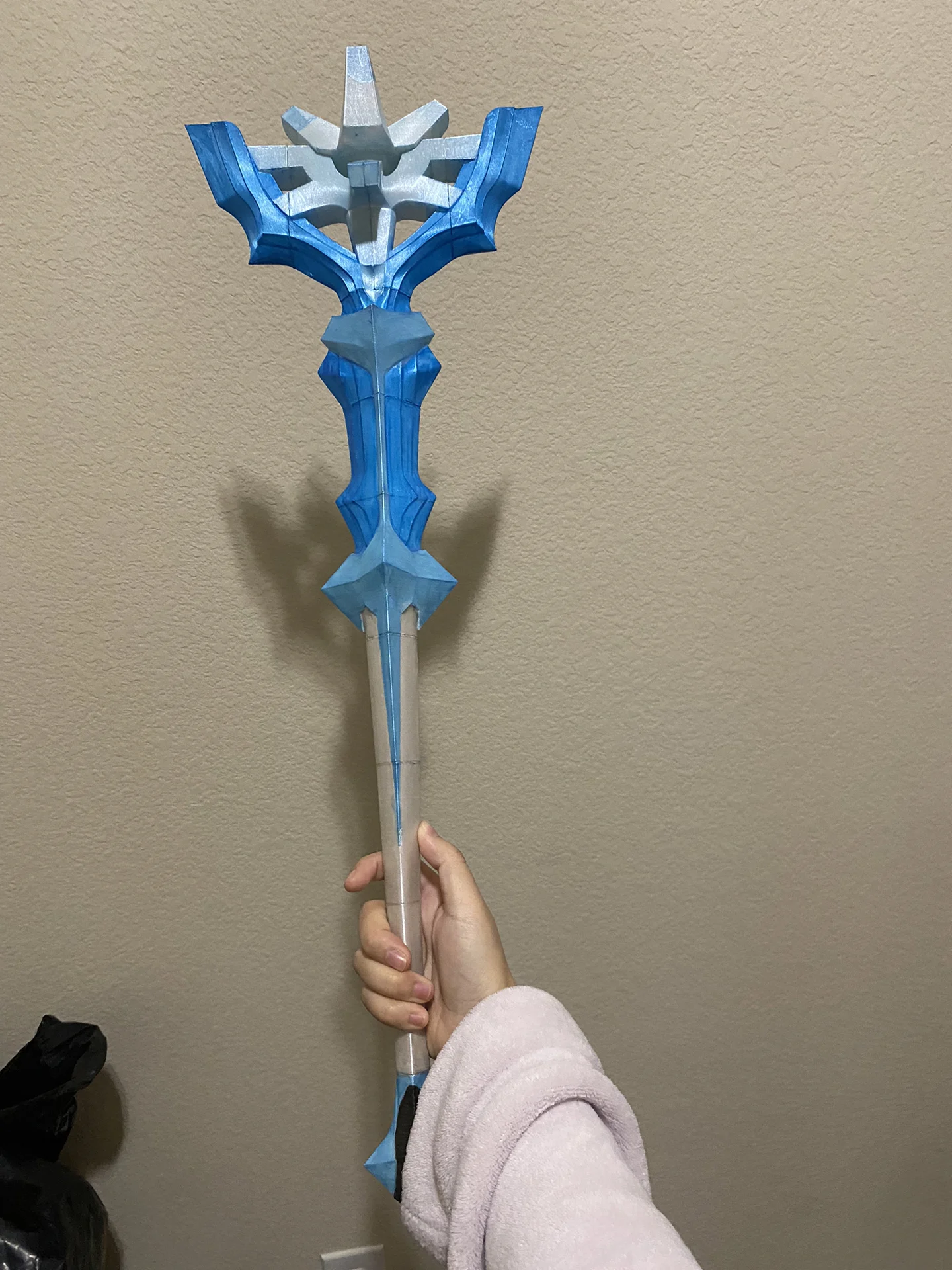 【荧cos】原神漫展手持自制发光武器太自豪了 - 第 5 张