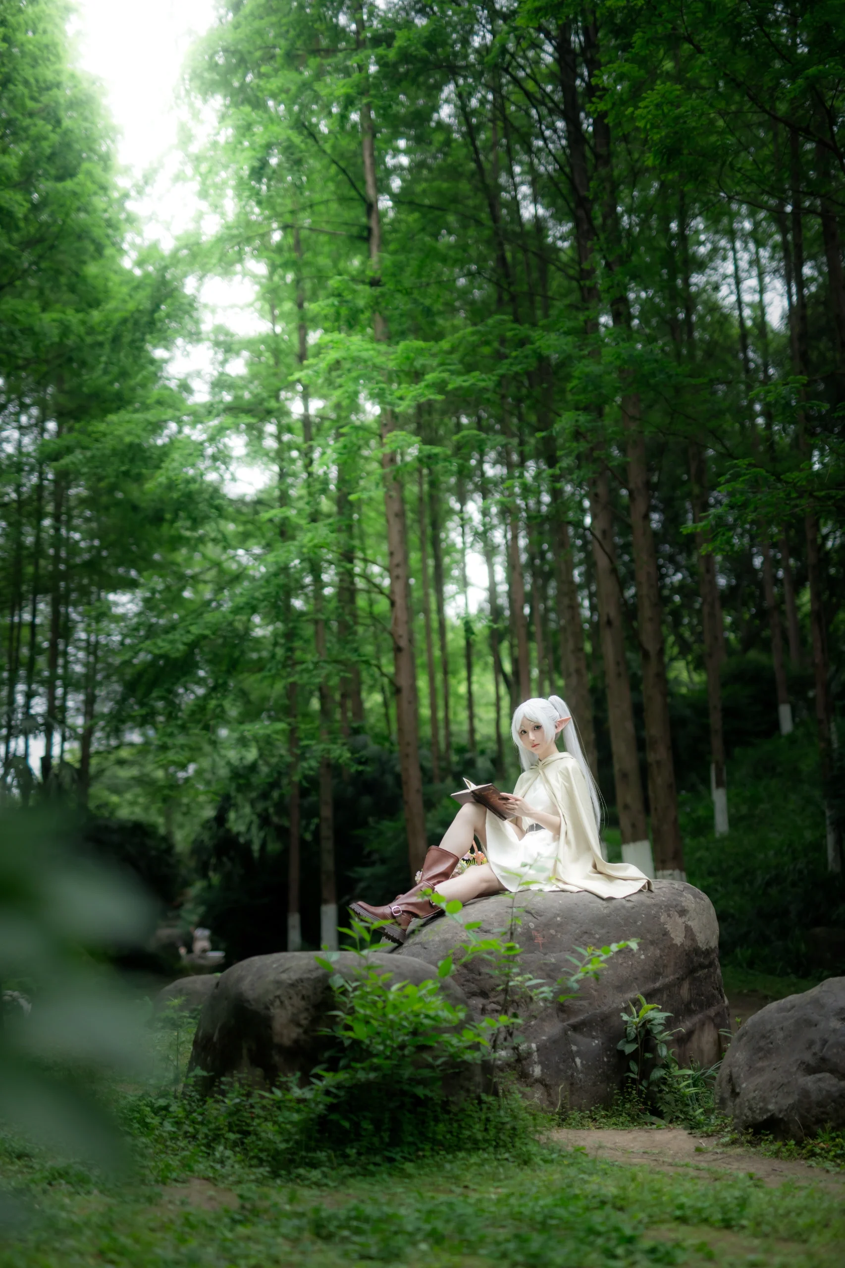 【芙莉莲cos】重庆突发暴雨的雨林限定版精灵 - 第 1 张
