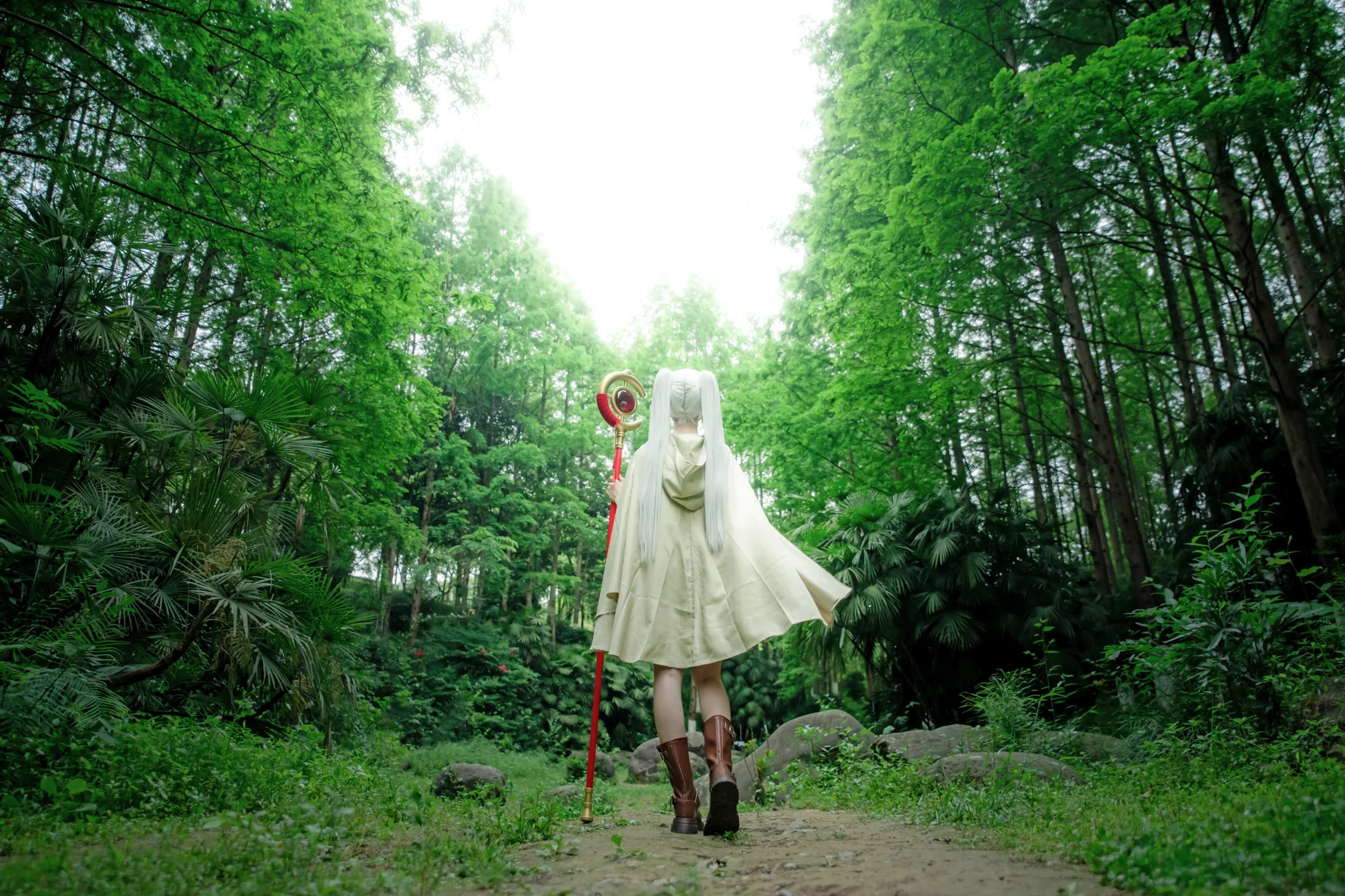 【芙莉莲cos】重庆突发暴雨的雨林限定版精灵 - 第 11 张