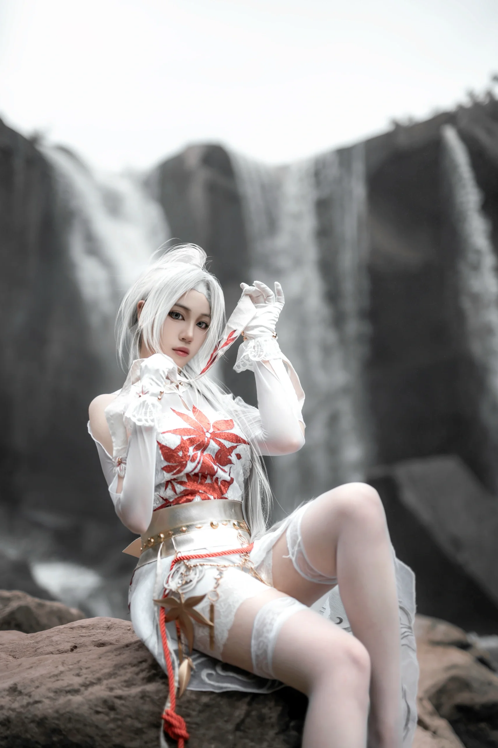【宁红夜cos】永劫无间昆仑玄女，瀑布下的清冷白影