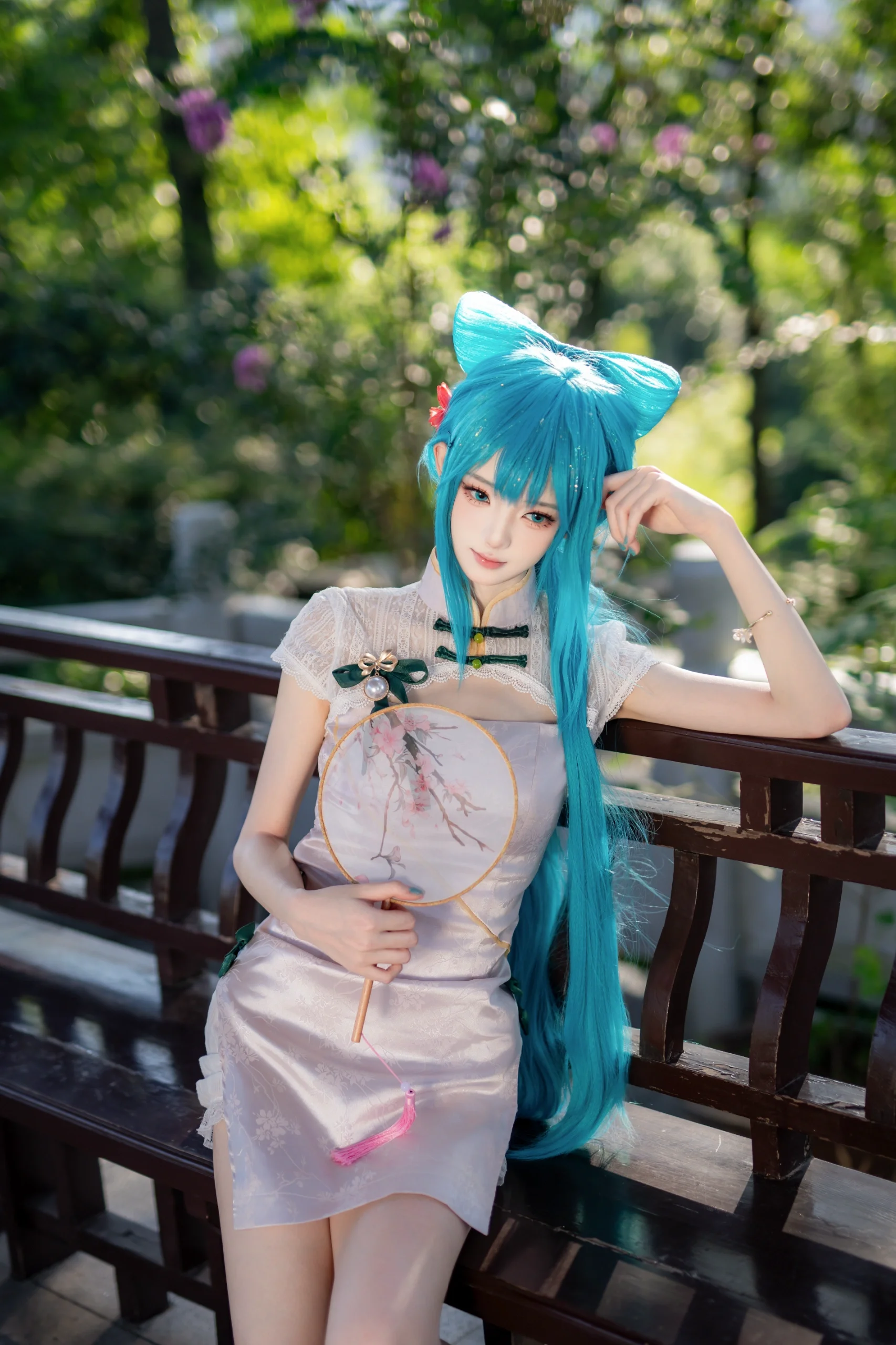 【初音未来cos】重庆大学校园里的荷花池和竹林，轻松拍出夏日仙气感 - 第 5 张