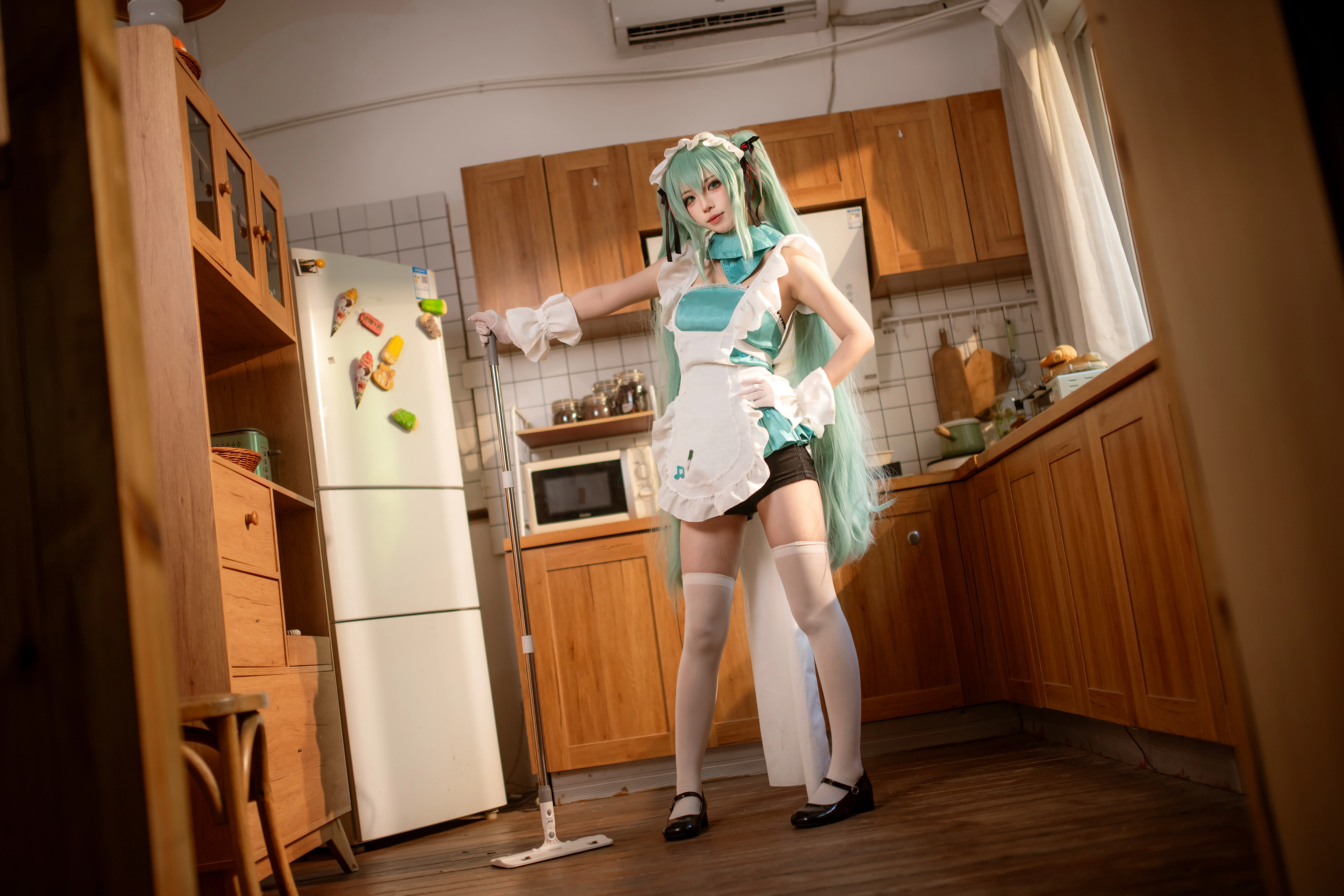 【初音未来cos】把厨房变成魔法阵，日常女仆初音营业 - 第 2 张
