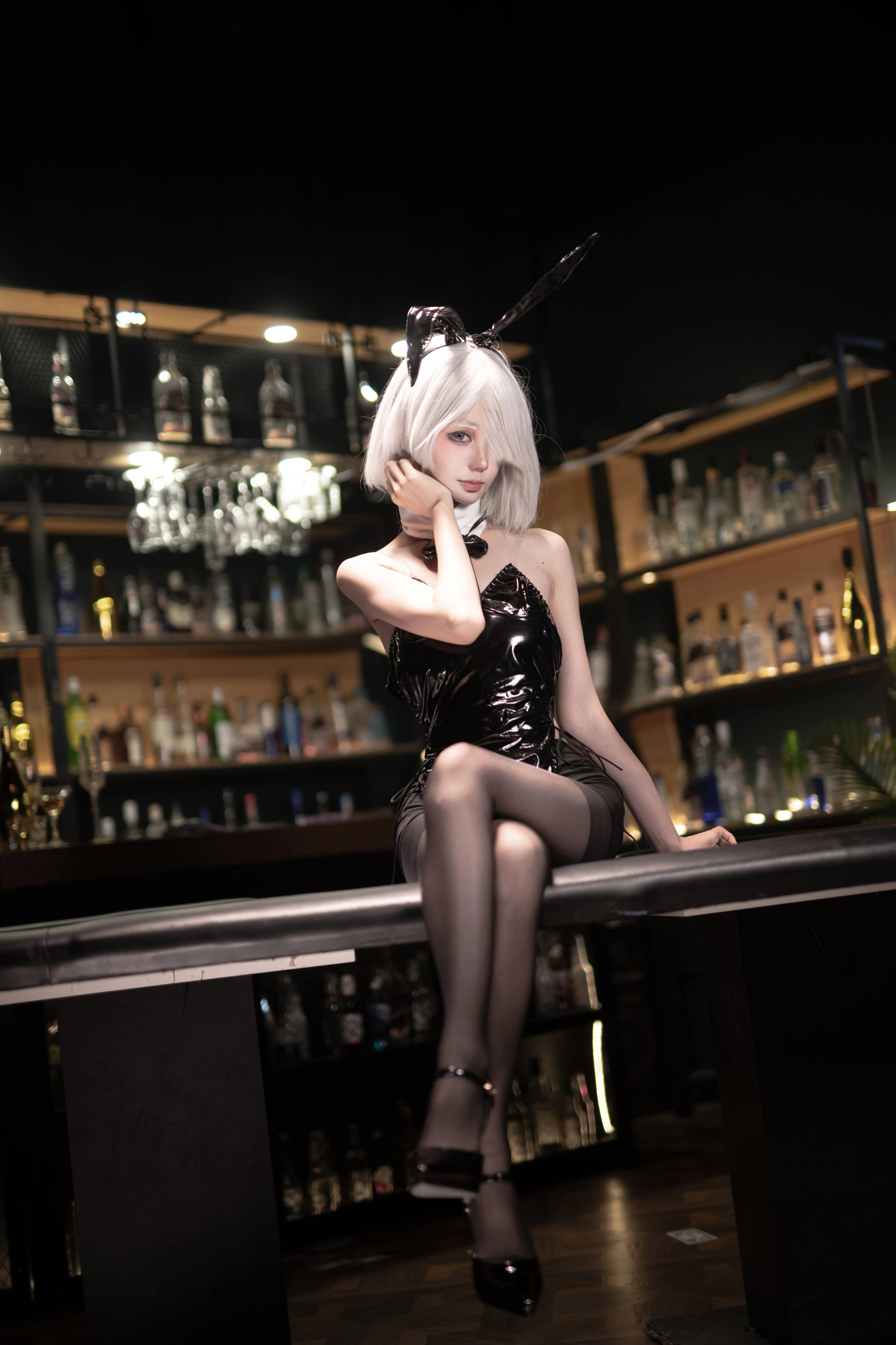 【2B cos】尼尔机械纪元，兔女郎造型解锁酒吧暗夜风情 - 第 3 张