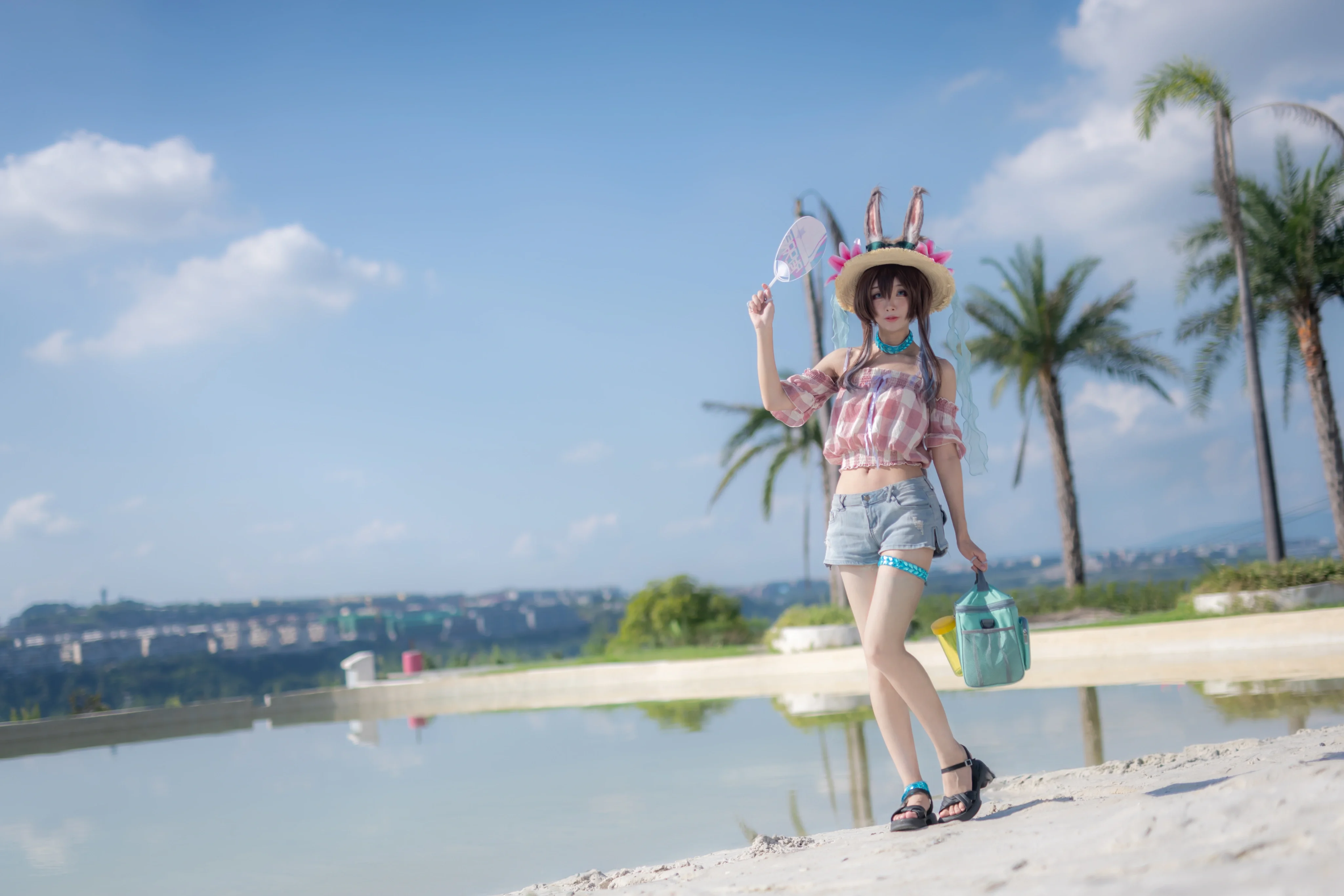 【阿米娅cos】明日方舟泳装外景，夏日清凉感满满