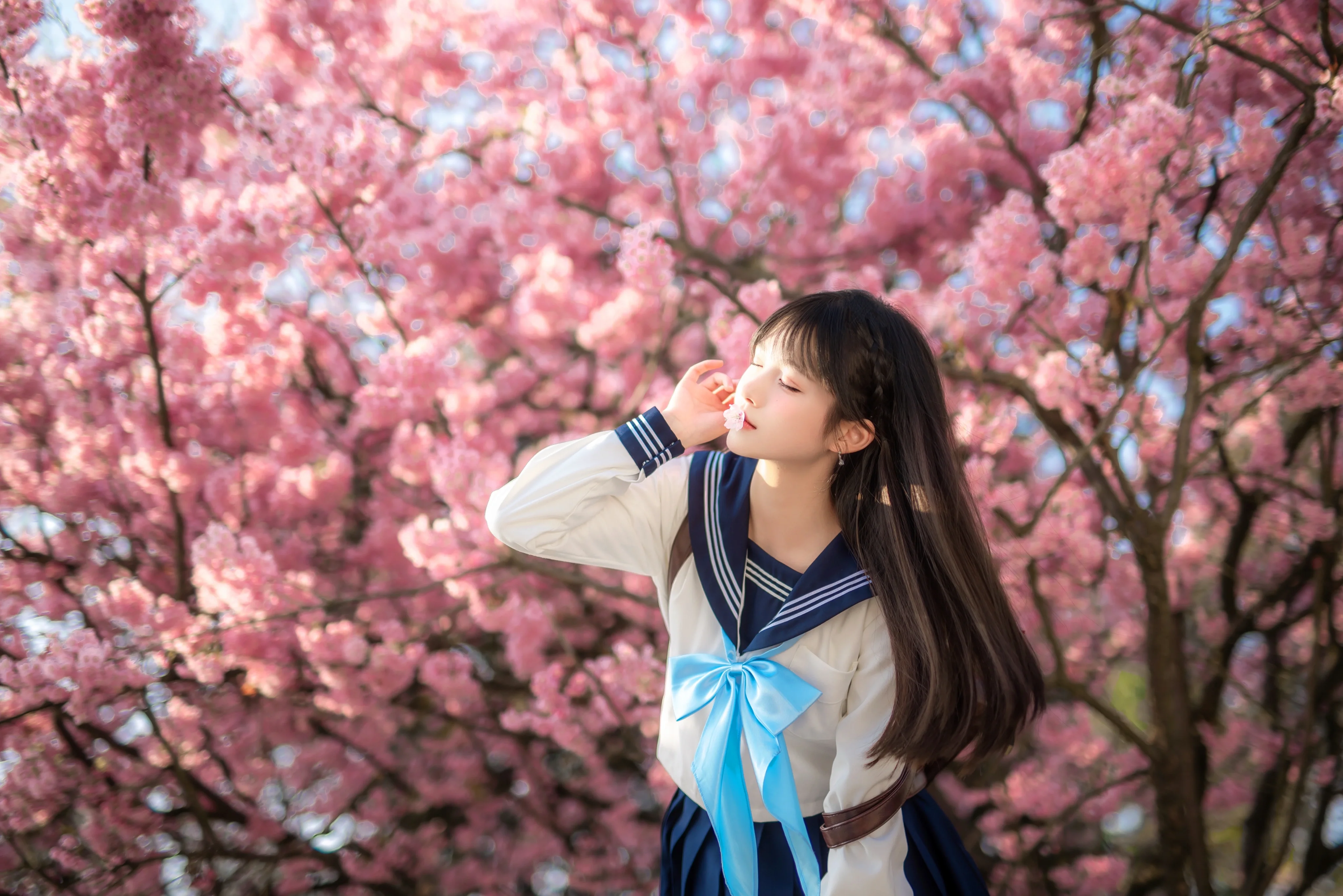 【アトリ コスプレ】廃墟に舞う純白の羽翼と2025年度ポートレート撮影まとめ - 2 枚目