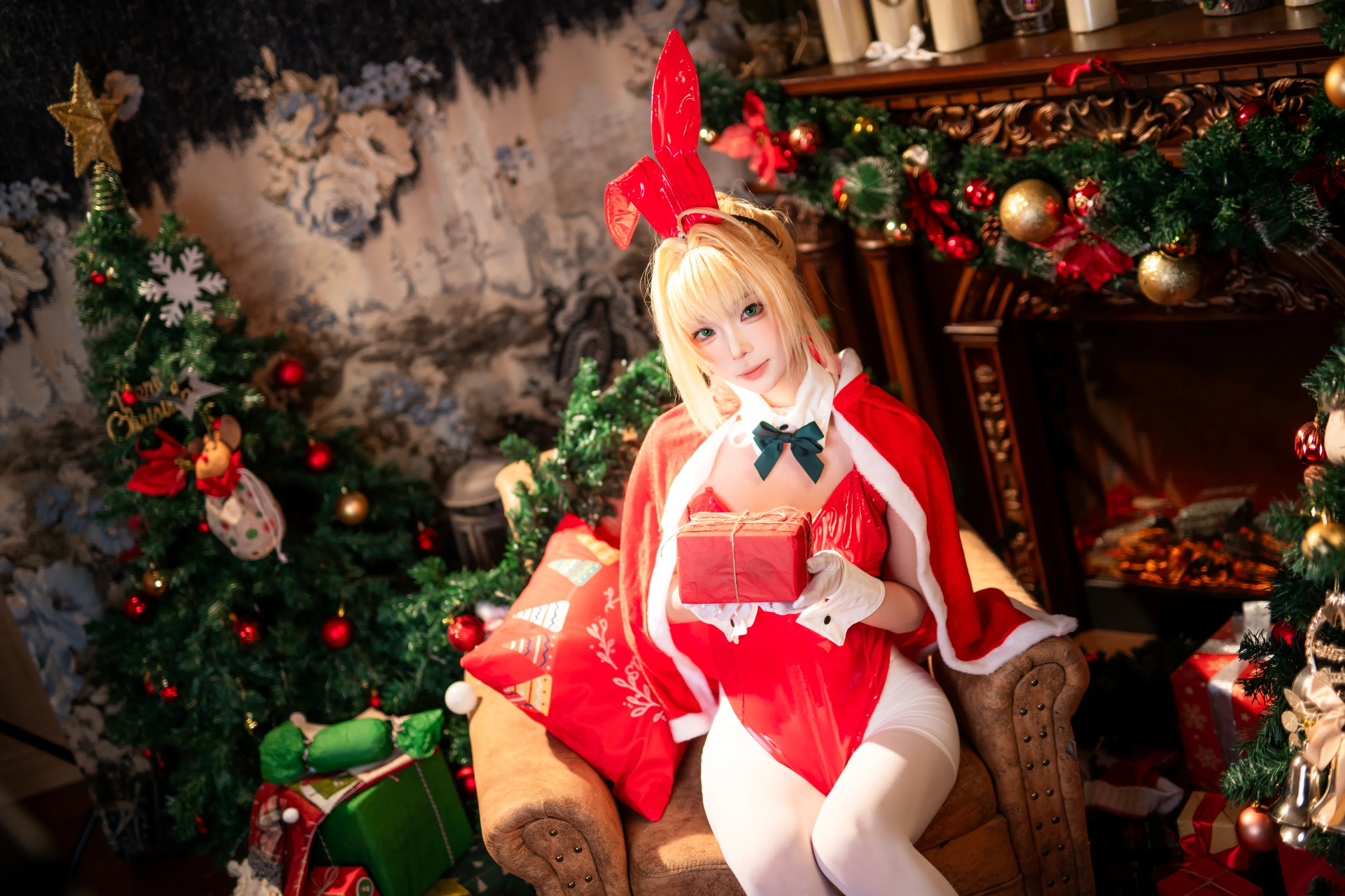 【ネロ コスプレ】フェイトシリーズ、クリスマスバニーガールの赤の撮影写真シェア - 9 枚目