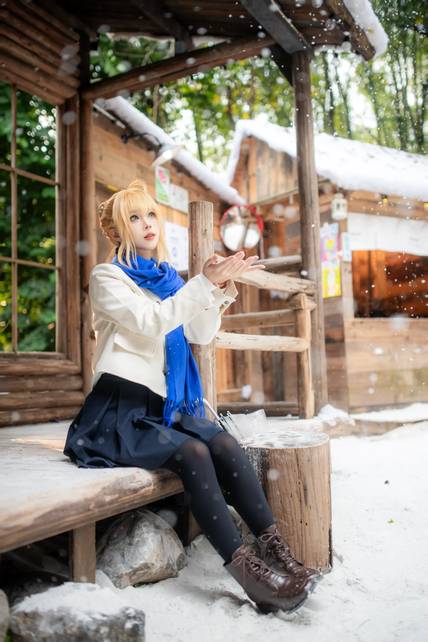 【Saber cos】Fate系列，冬日木屋裡的初雪記憶 - 第 1 張
