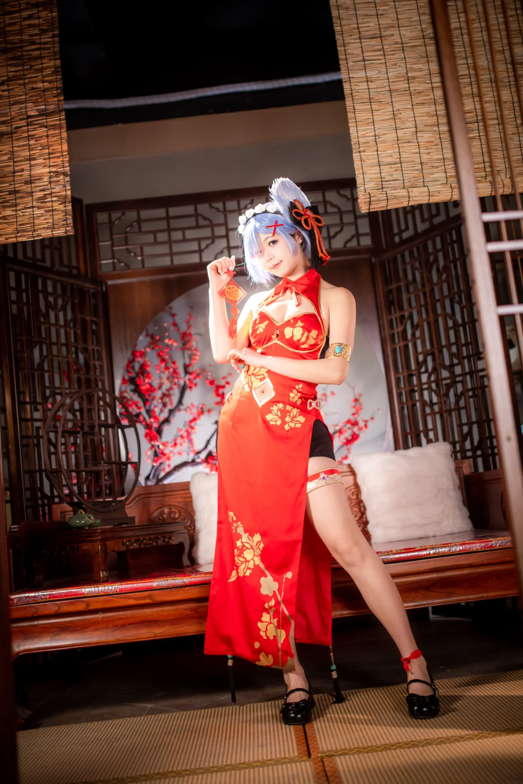 【蕾姆cos】从零开始的异世界生活，红梅与中式庭院的旗袍演绎