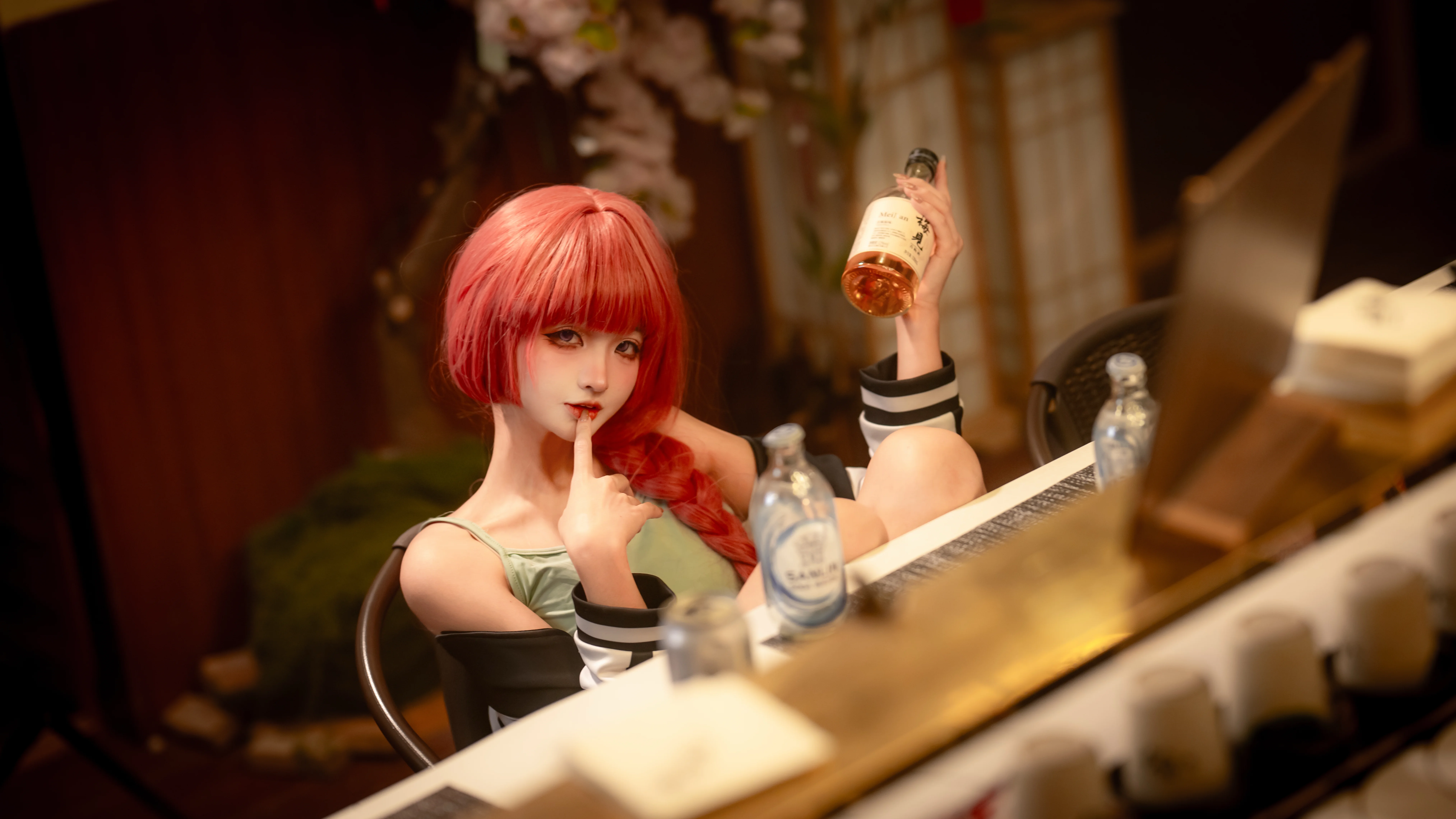 【广井菊里cos】居酒屋里的醉意日常，孤独摇滚的微醺时刻