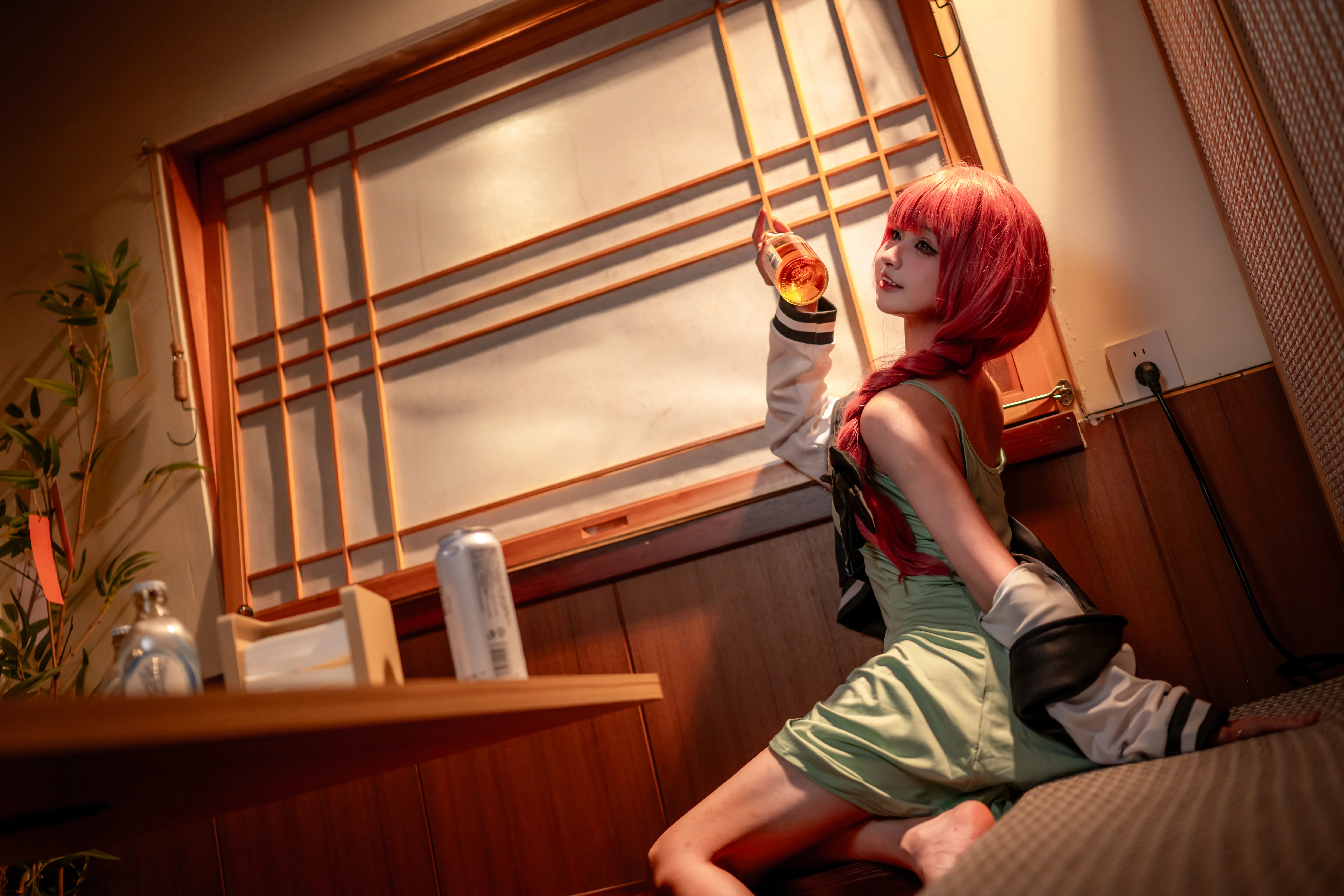 【廣井きくりコスプレ】居酒屋でのほろ酔い日常、『ぼっち・ざ・ろっく！』の微酔いのひととき - 6 枚目