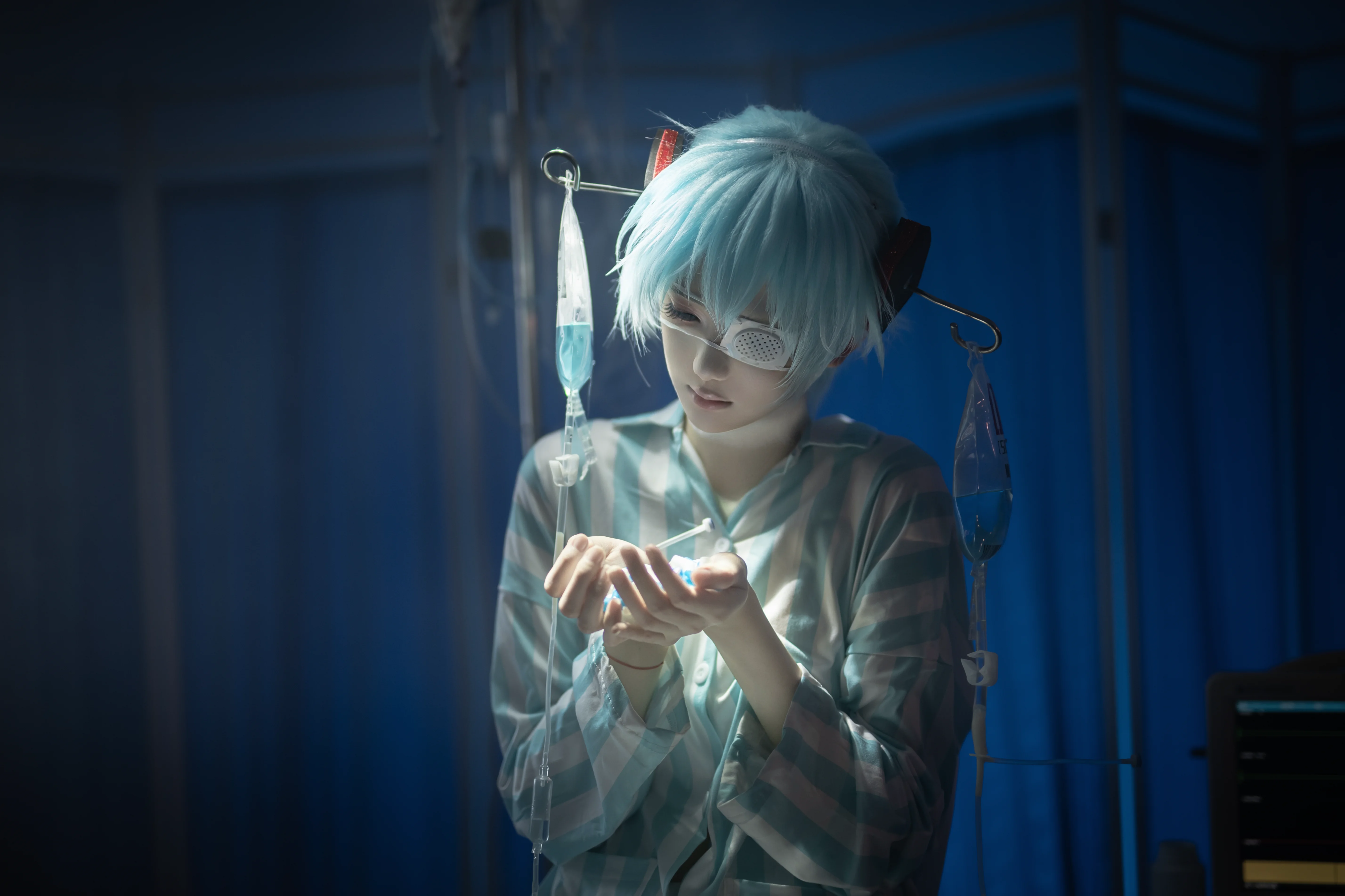 【初音未来cos】病院蓝光下的破碎与静谧 - 第 3 张