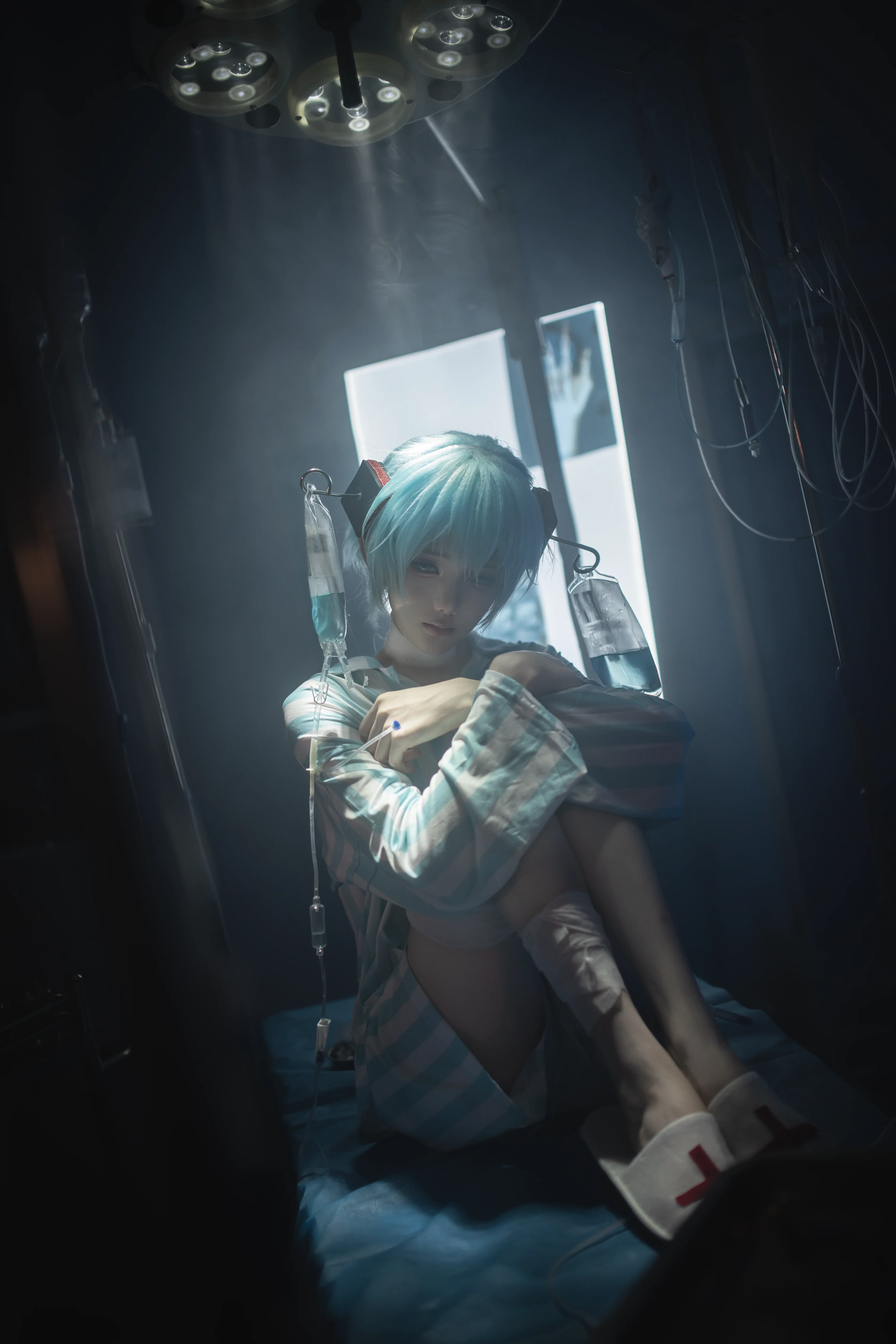 【初音未来cos】病院蓝光下的破碎与静谧 - 第 4 张