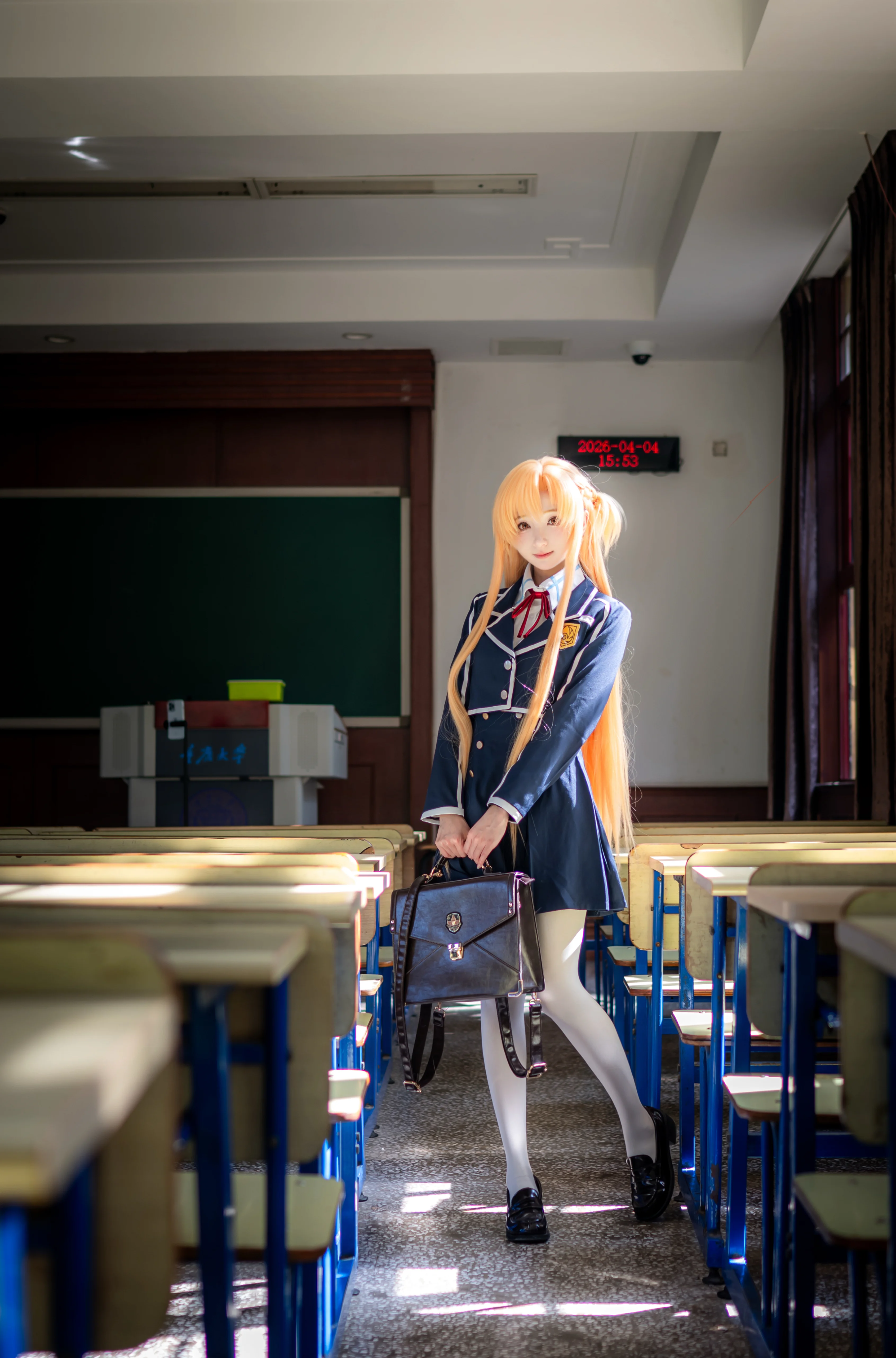 【亚丝娜cos】旧教室里的午后回眸 - 第 11 张