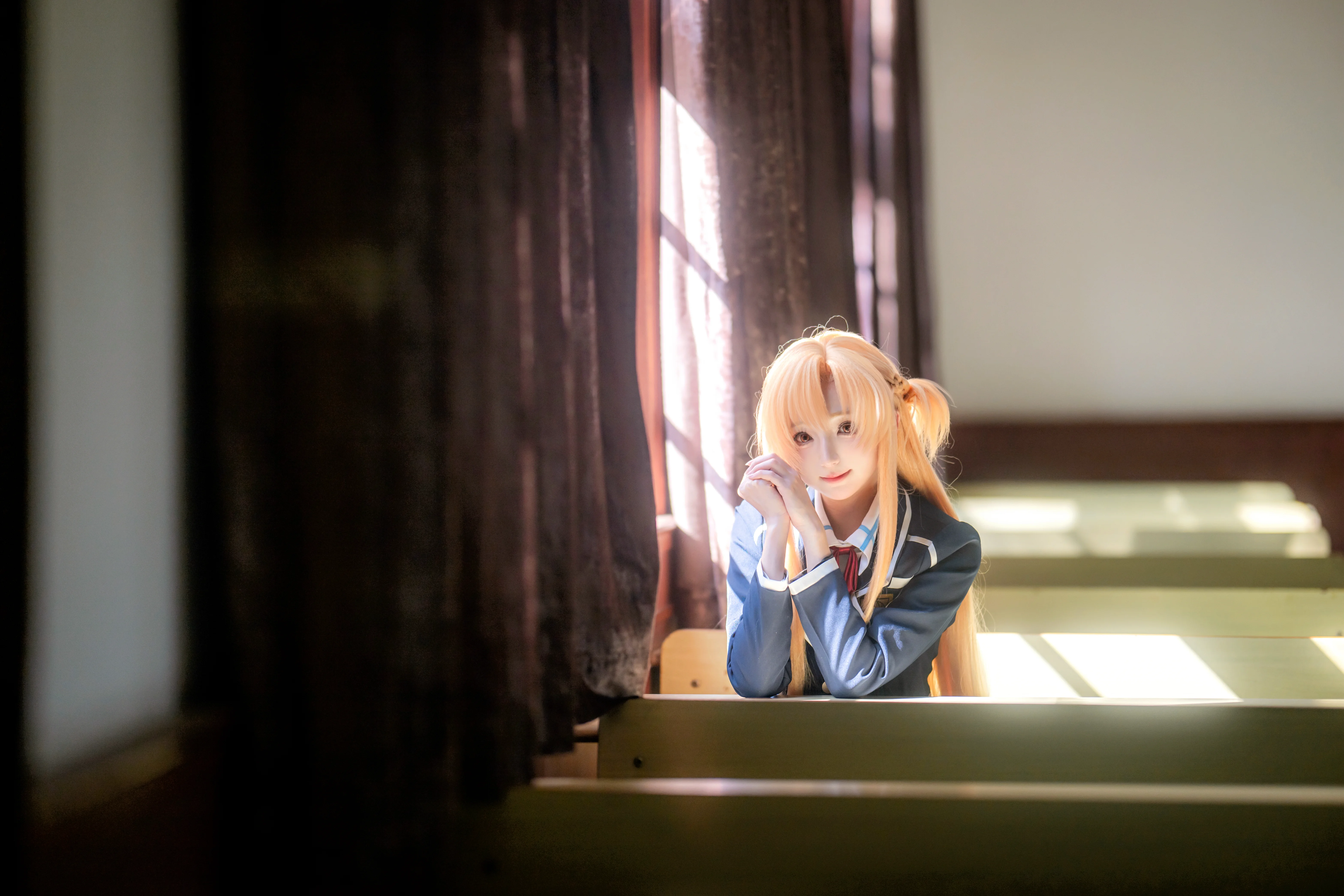 【亚丝娜cos】旧教室里的午后回眸 - 第 7 张