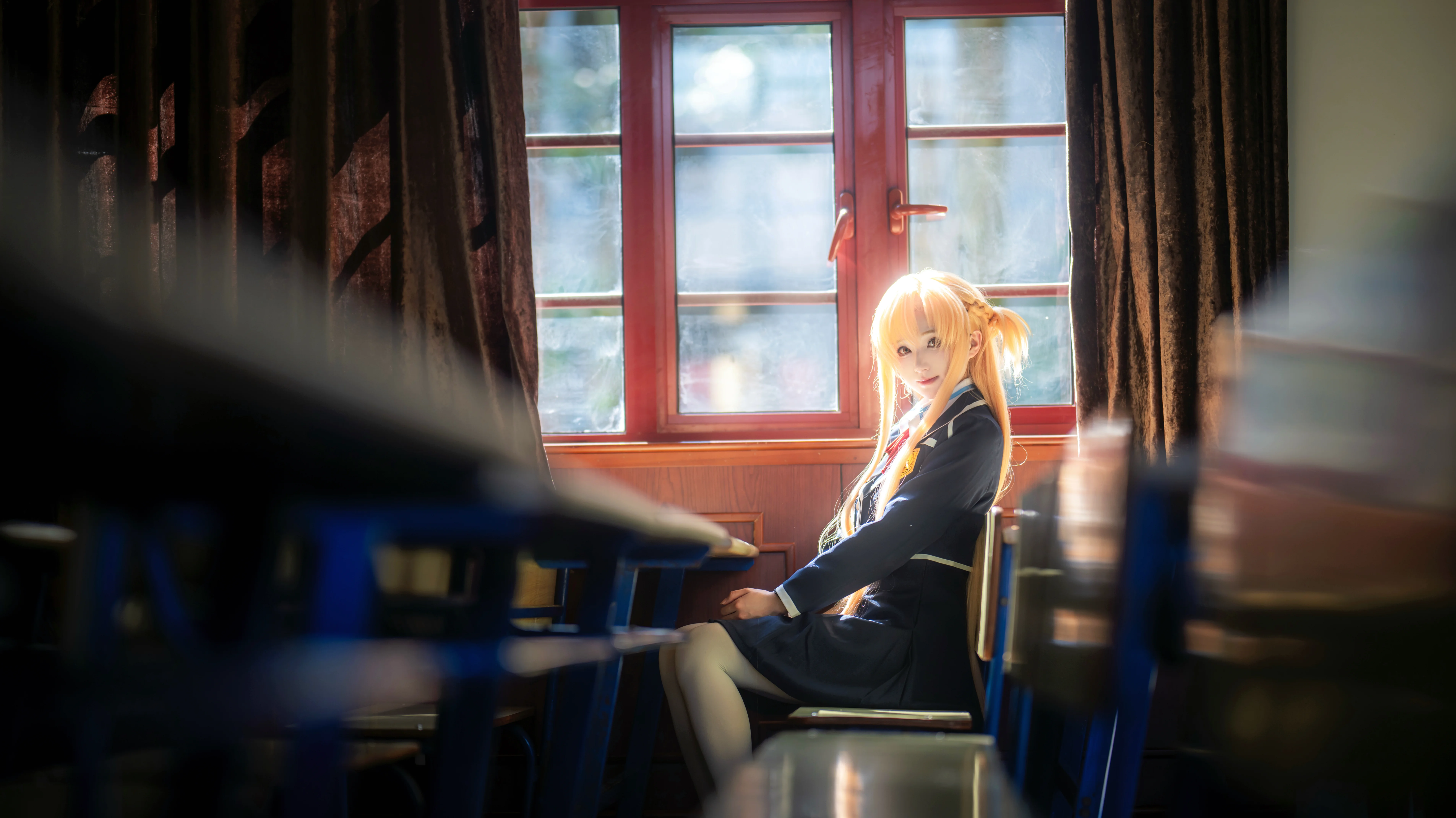 【亚丝娜cos】旧教室里的午后回眸 - 第 8 张