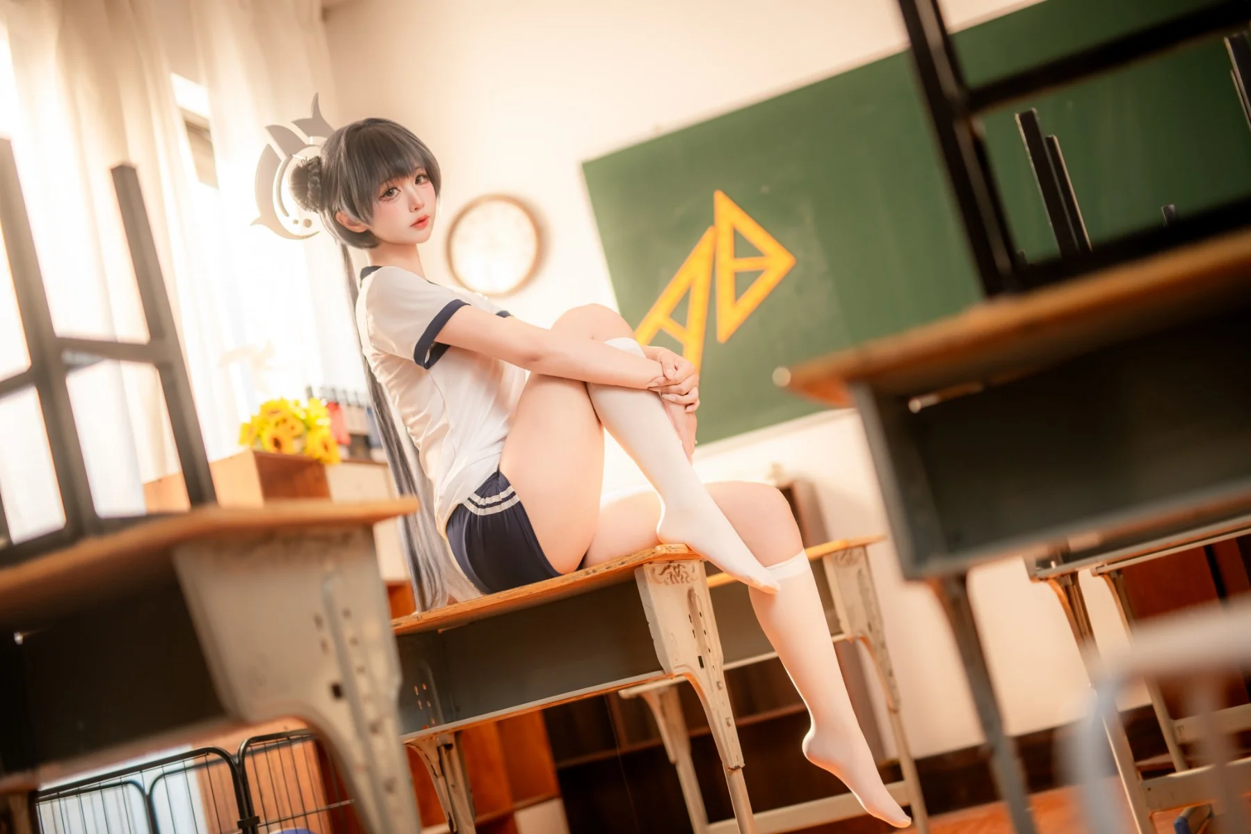 【妃咲cos】蔚蓝档案校园体操服，教室里的日常感 - 第 3 张