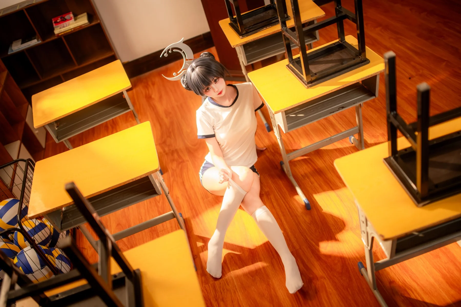 【妃咲cos】蔚蓝档案校园体操服，教室里的日常感 - 第 7 张