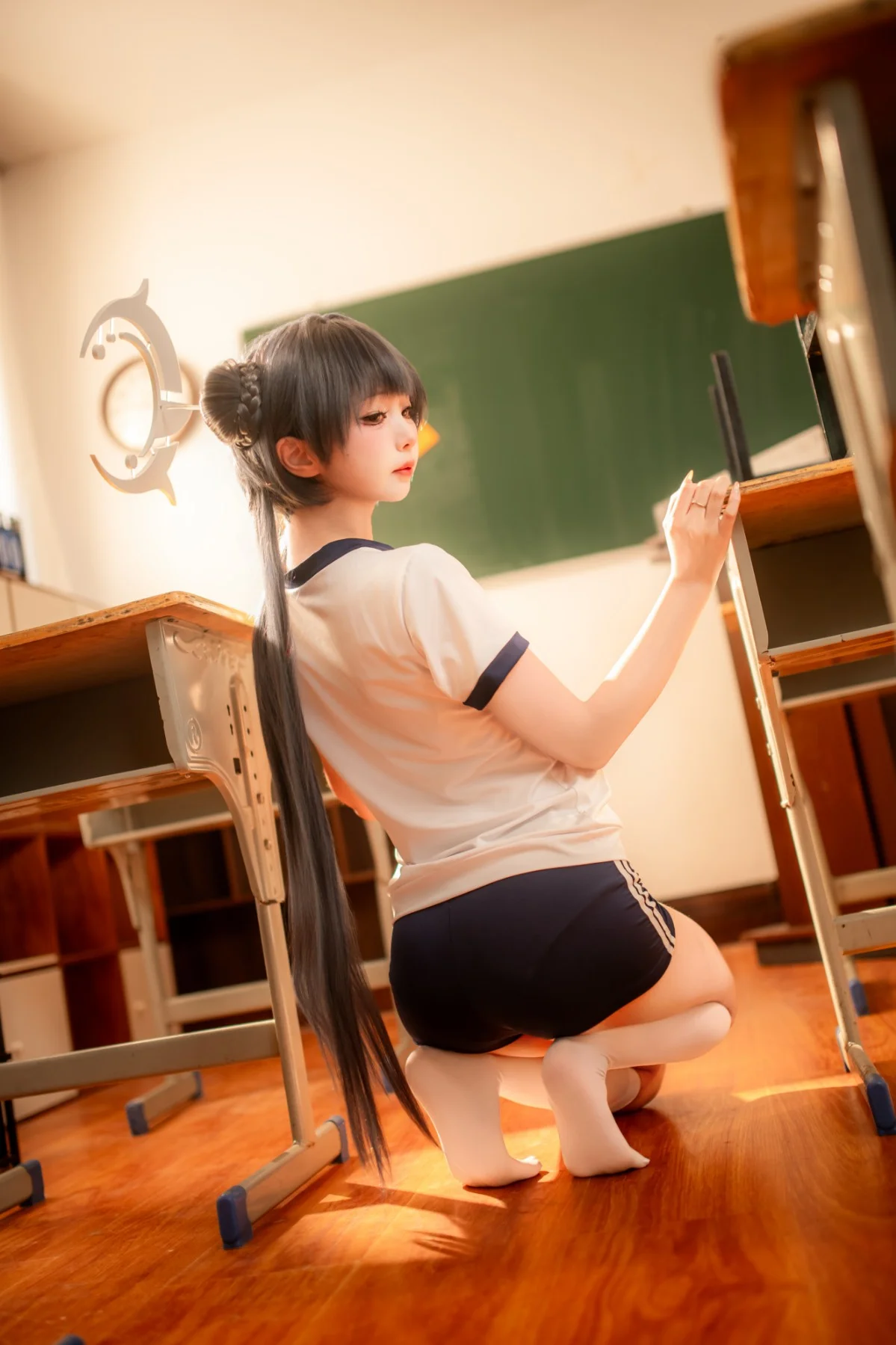 【妃咲cos】蔚蓝档案校园体操服，教室里的日常感 - 第 9 张