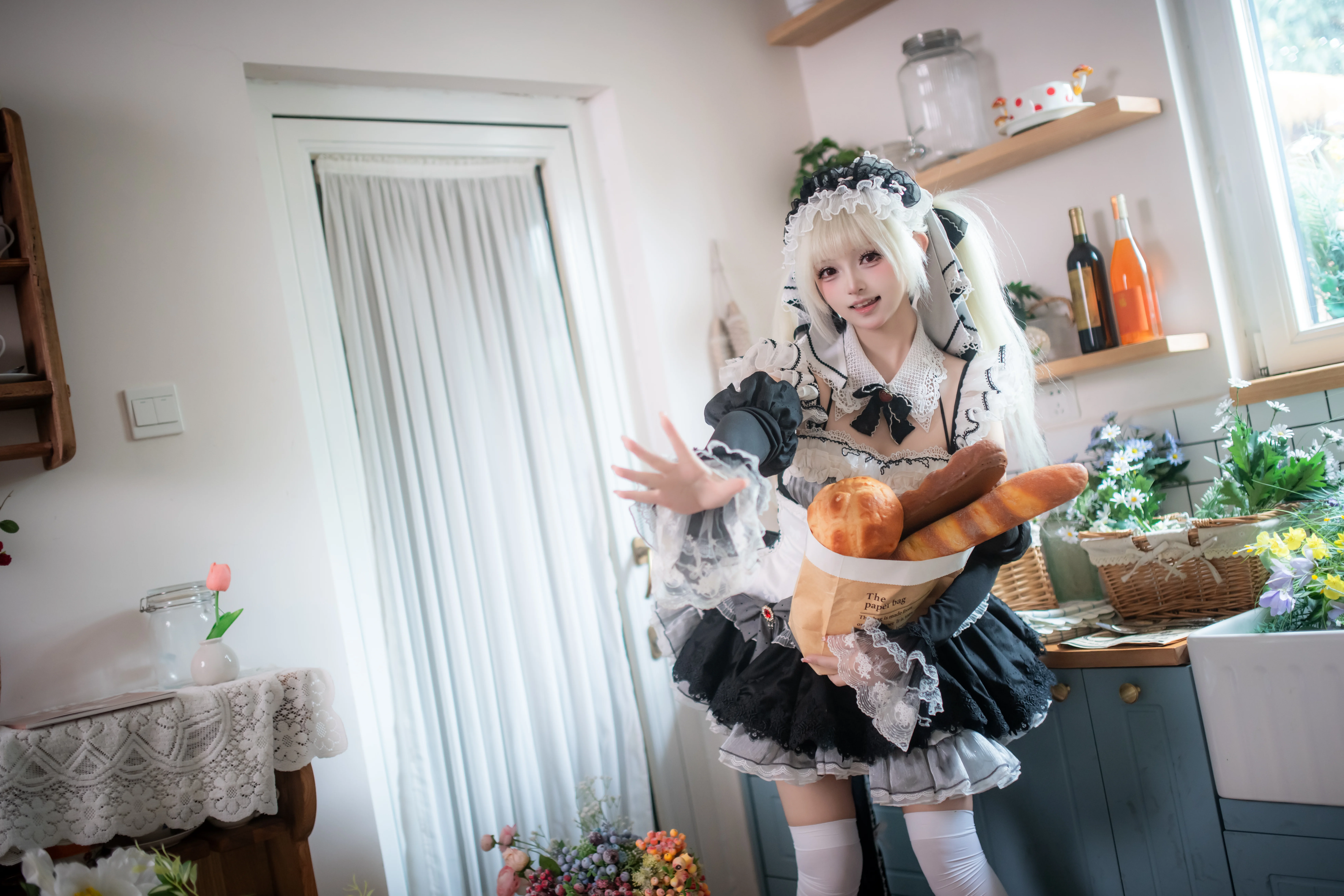 【可畏cos】碧蓝航线，在阳光厨房里换上这套黑白女仆装 - 第 6 张