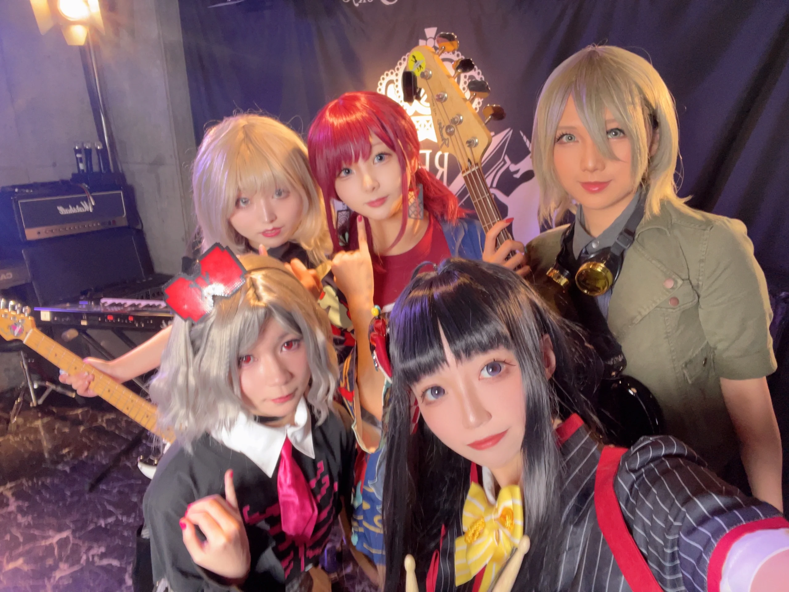 【486cos】有刺无刺Livehouse拍摄，全员美颜暴击 - 第 2 张