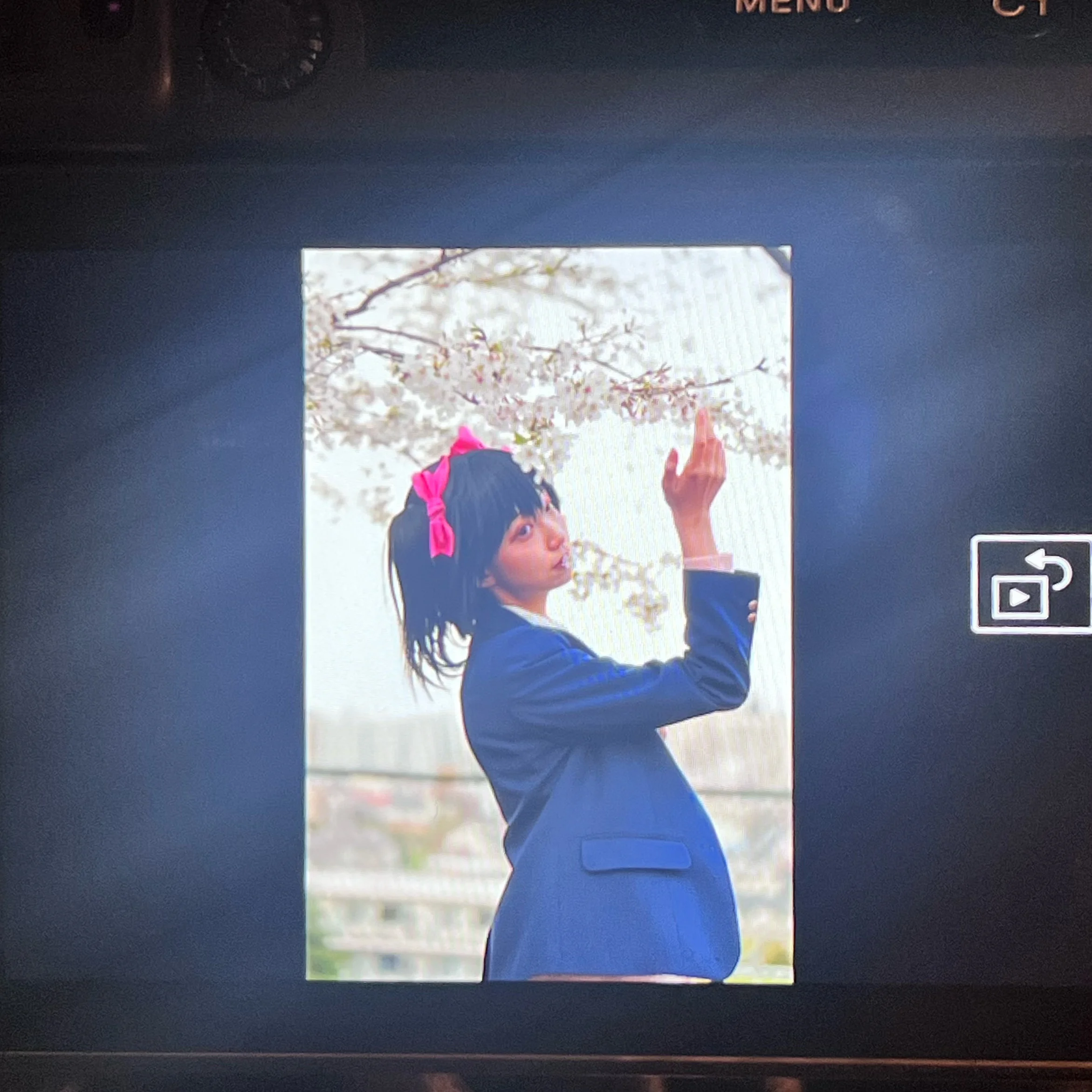 【矢泽妮可cos】春日樱花下的缪斯偶像校园写真 - 第 9 张