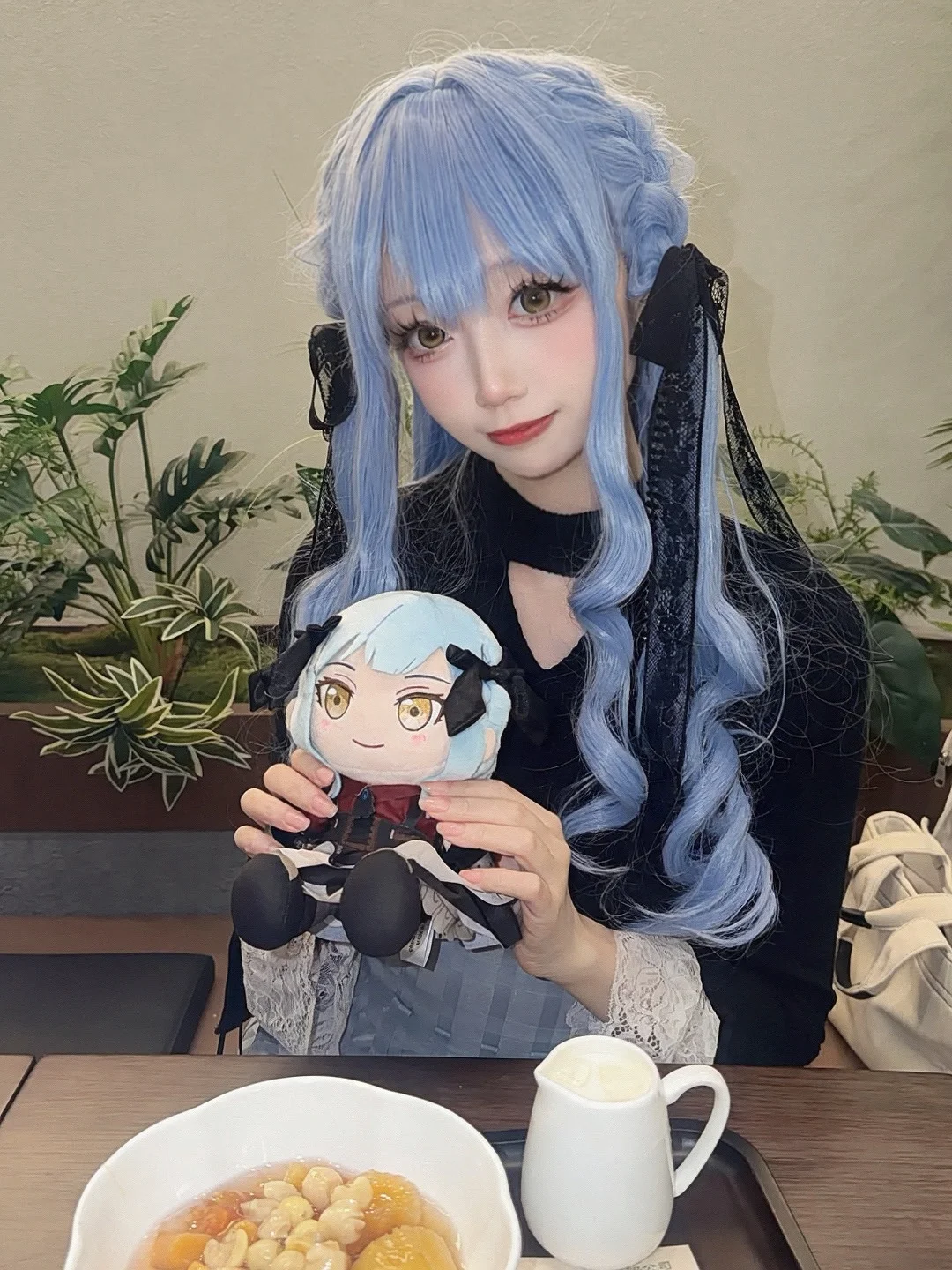 【豊川祥子 コスプレ】アヴェムジカな私服コーデと中華アフタヌーンティーのコラボ - 1 枚目