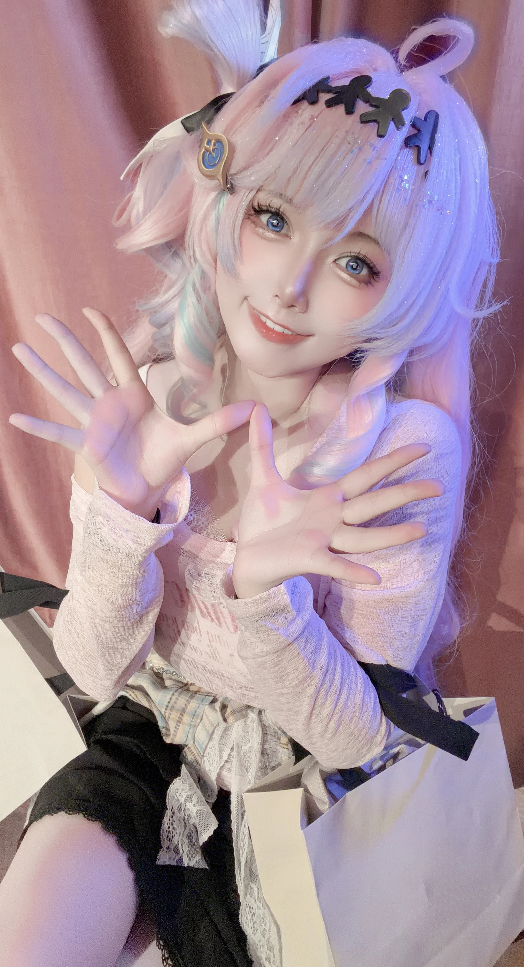 【达妮娅cos】鸣潮里的水蜜桃女孩 - 第 3 张