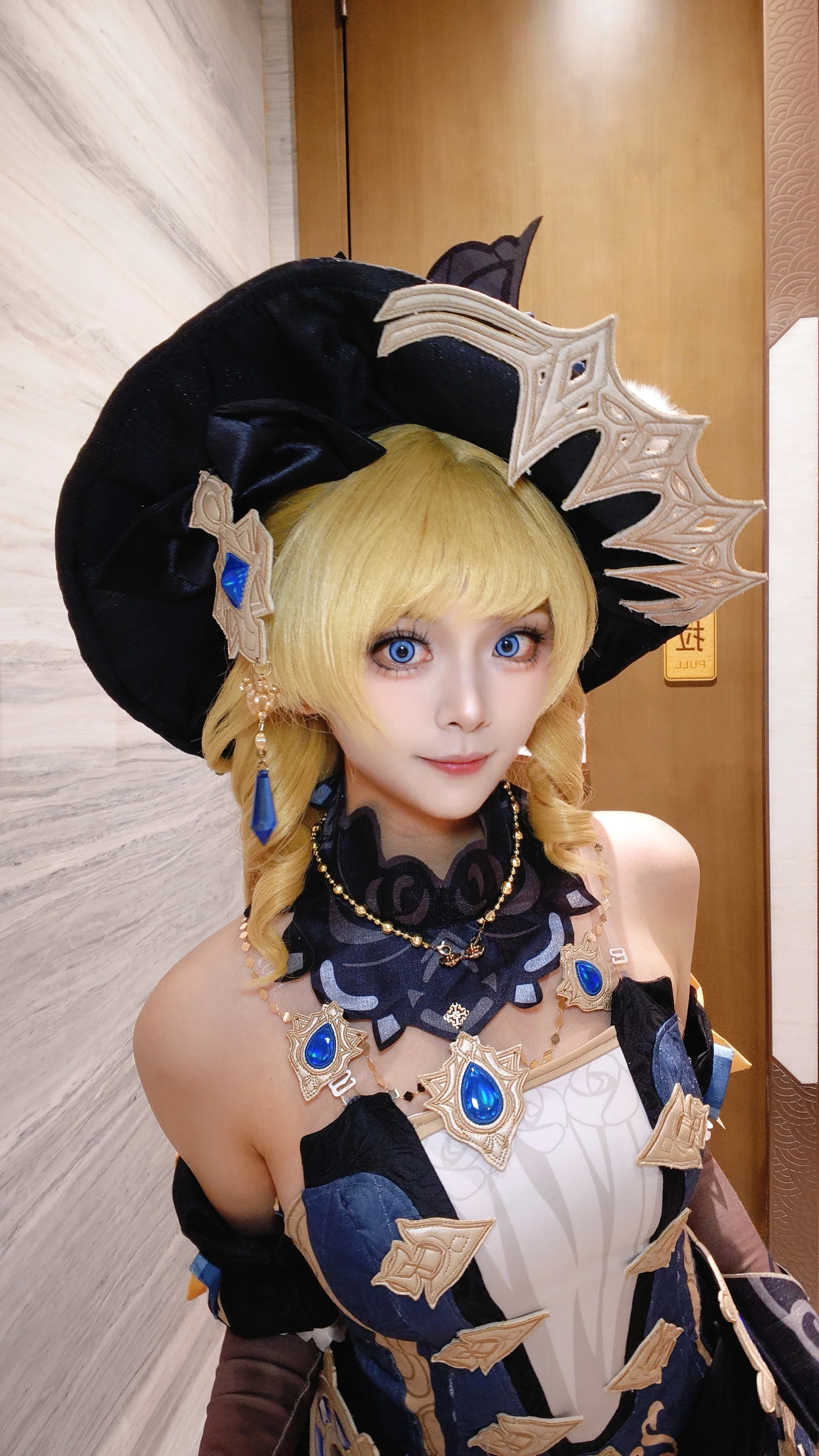 【娜维娅cos】原神枫丹刺玫会会长的穿搭记录