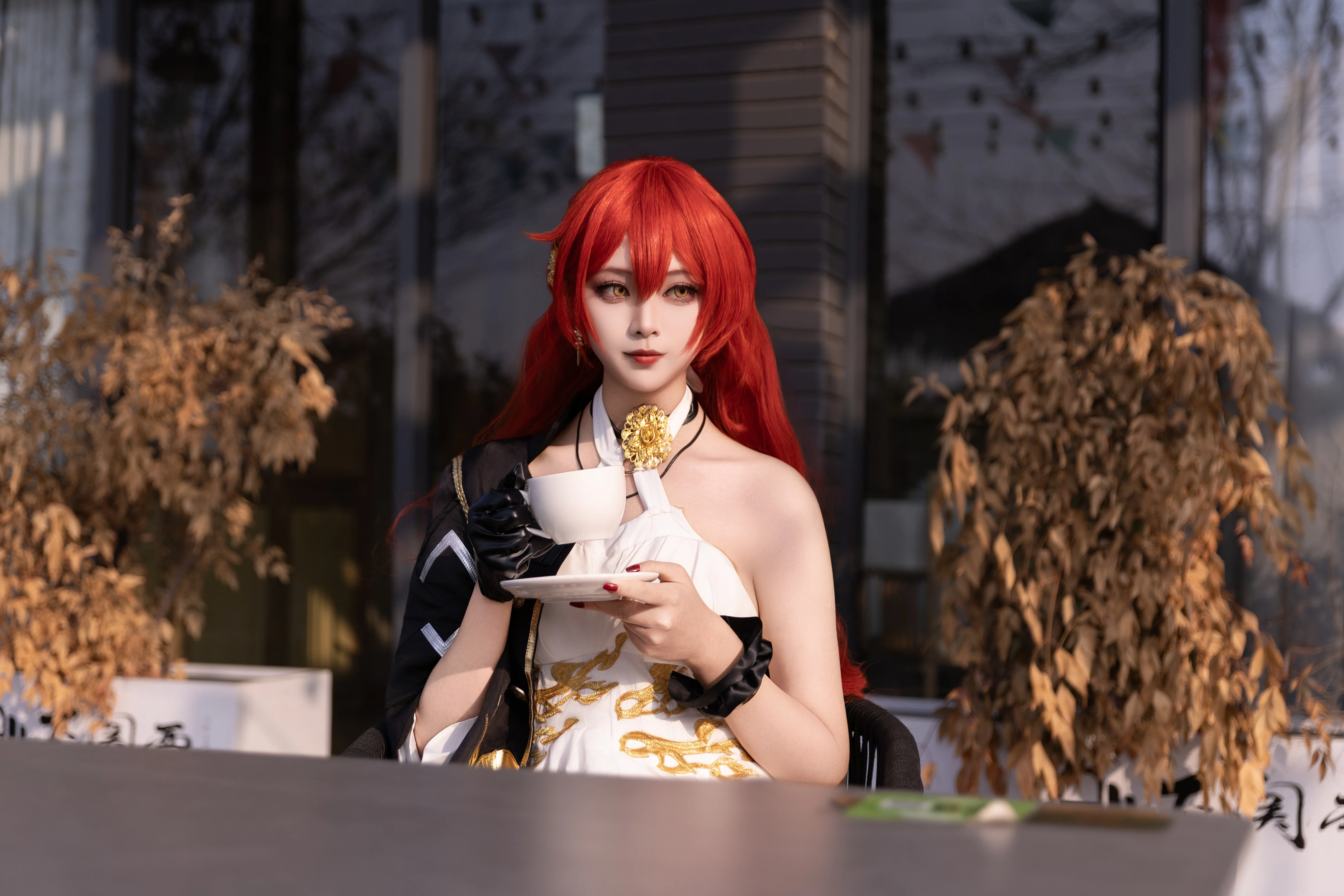 【崩坏星穹铁道姬子cos】午后饮茶，光影里的提神时刻 - 第 2 张