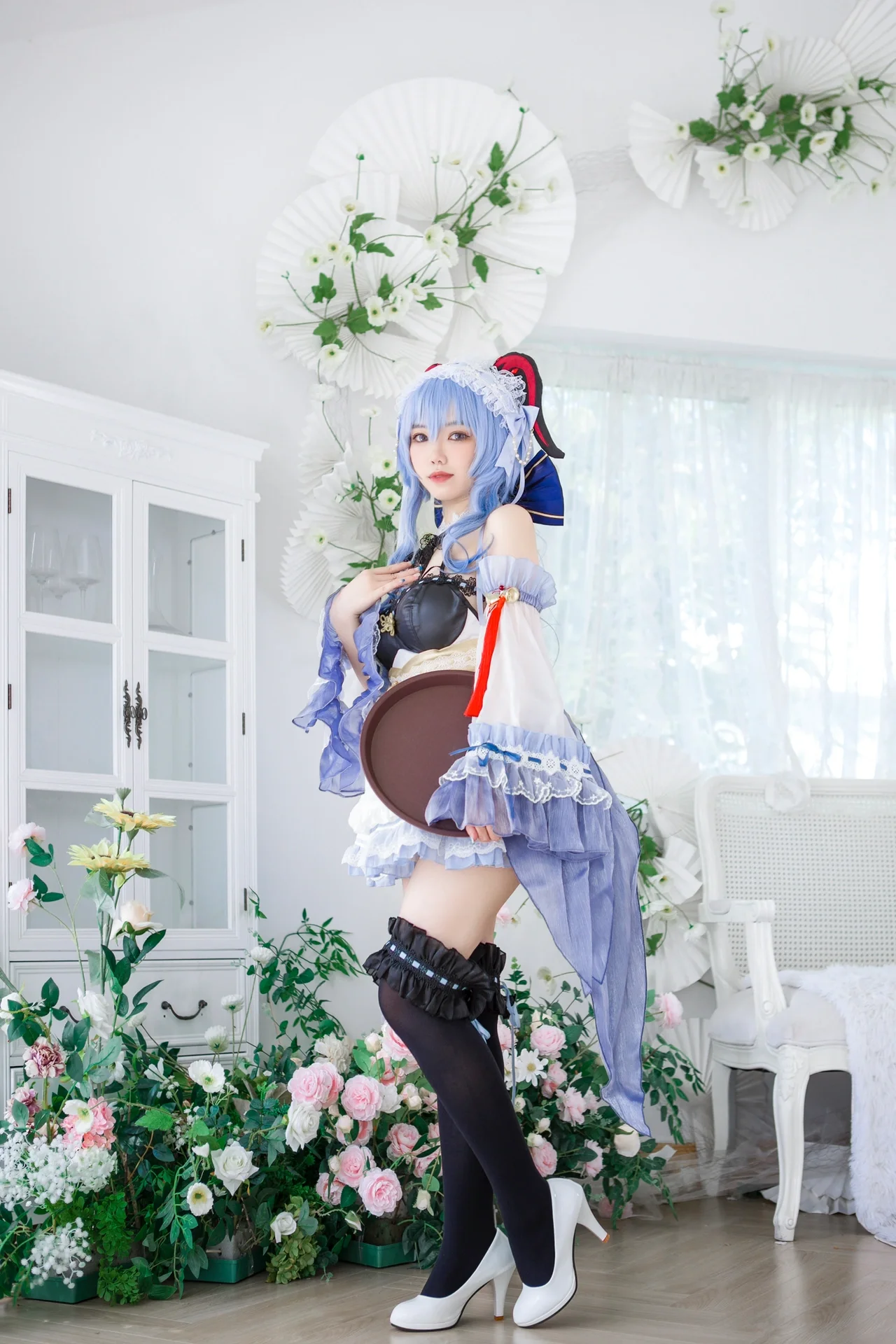 【甘雨cos】穿这套女仆装喝喜茶联动，等旗袍发货的快乐 - 第 2 张