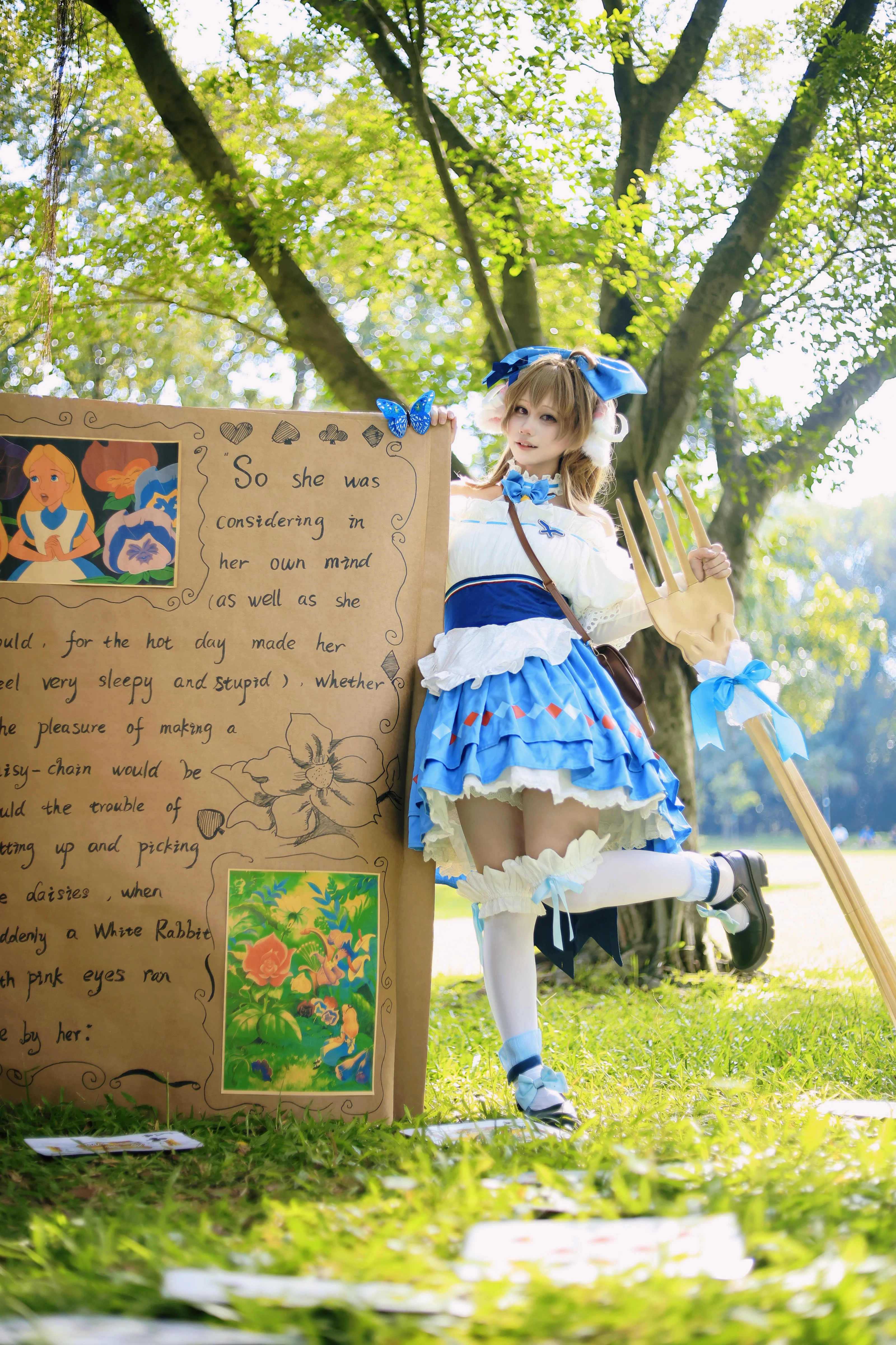 【アークナイツ 純燼エイヤフィヤトラ コスプレ】ふわふわ、ひらひらと舞うファンタジーな午後 - 1 枚目