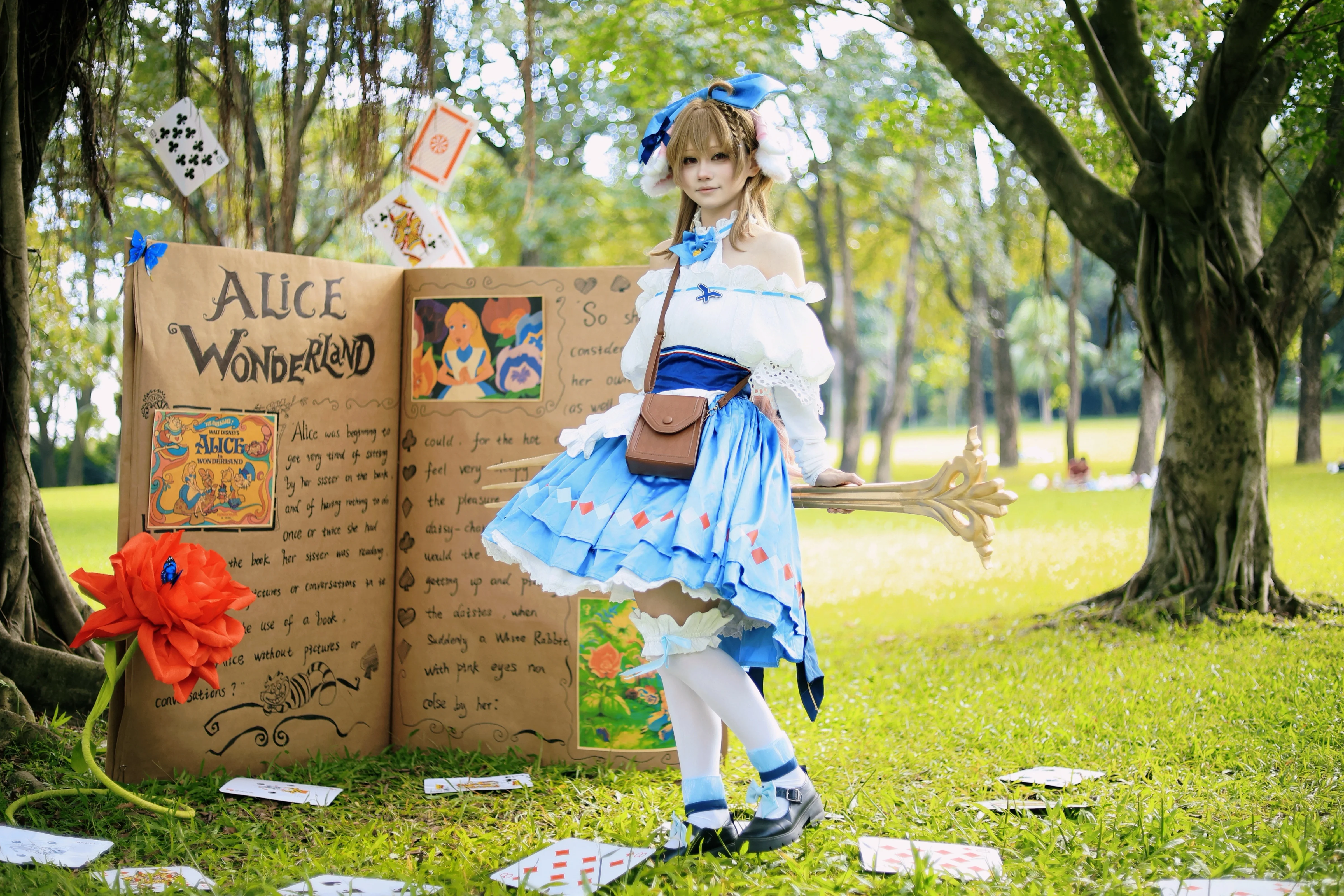 【アークナイツ 純燼エイヤフィヤトラ コスプレ】ふわふわ、ひらひらと舞うファンタジーな午後 - 3 枚目