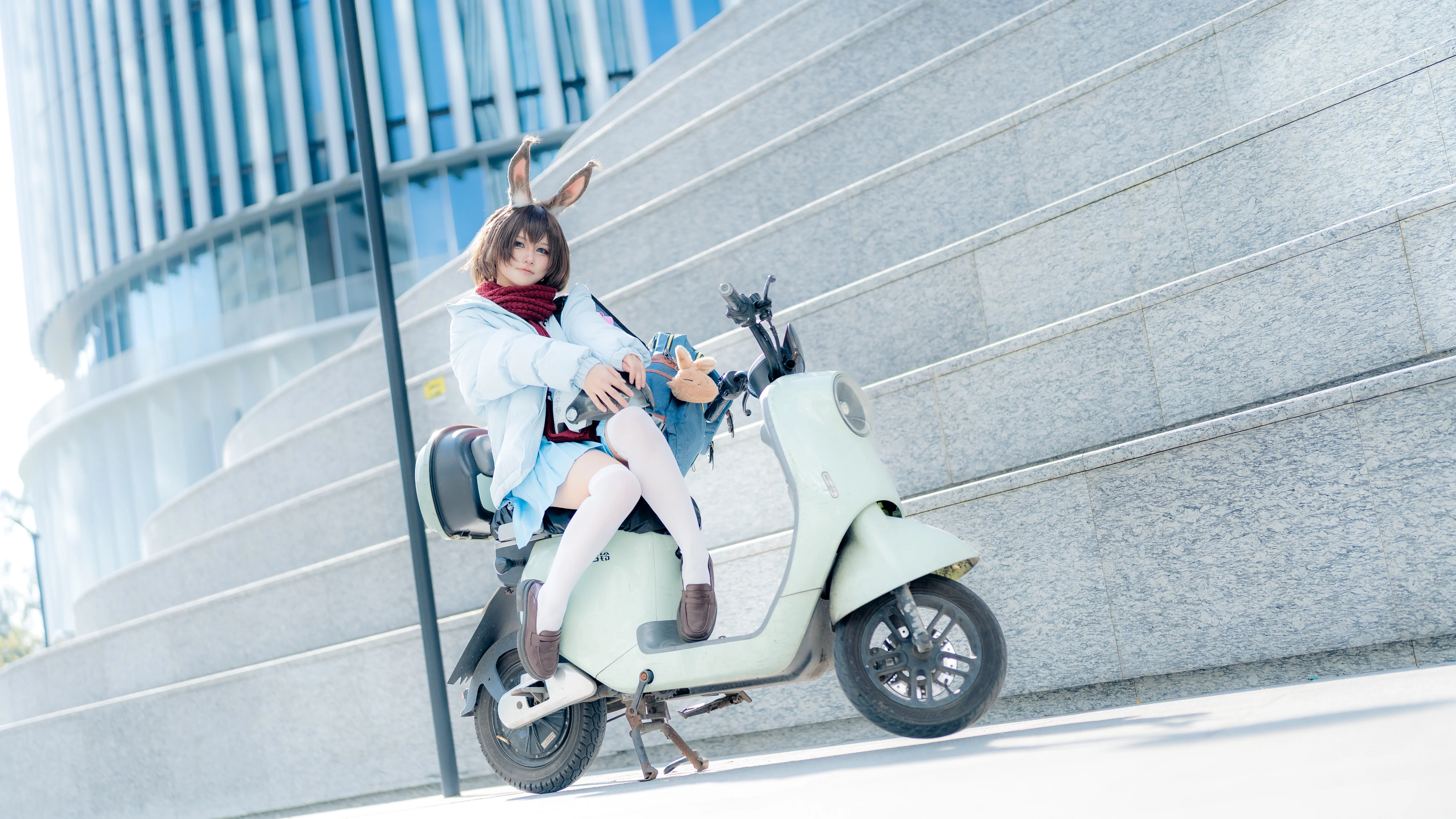 【阿米婭cos】明日方舟見習聯結者，騎上小車去兜風 - 第 6 張