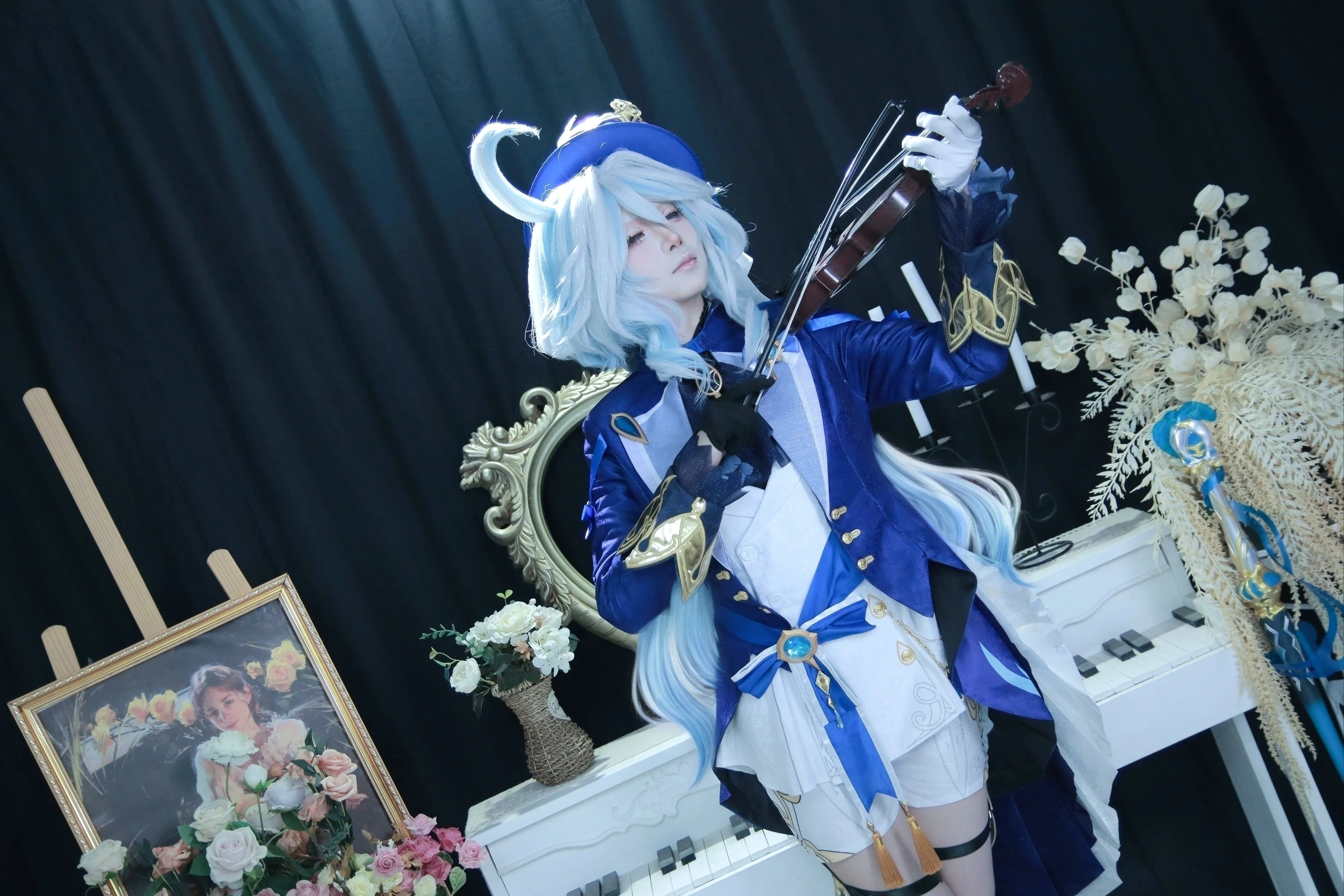 【フリーナ コスプレ】純白と深い青の世界で、ステージに立つ水の女神様に出会う - 13 枚目