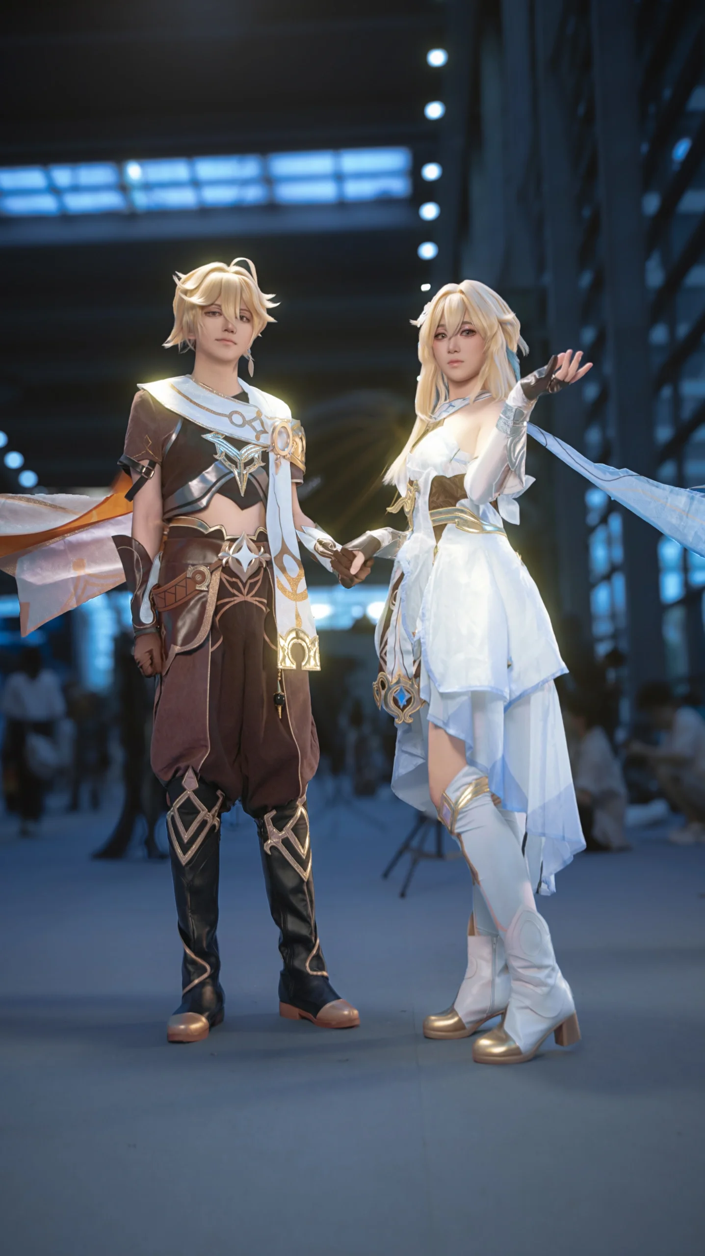 【荧cos】原神旅行者，漫展花海构图的一次尝试 - 第 1 张