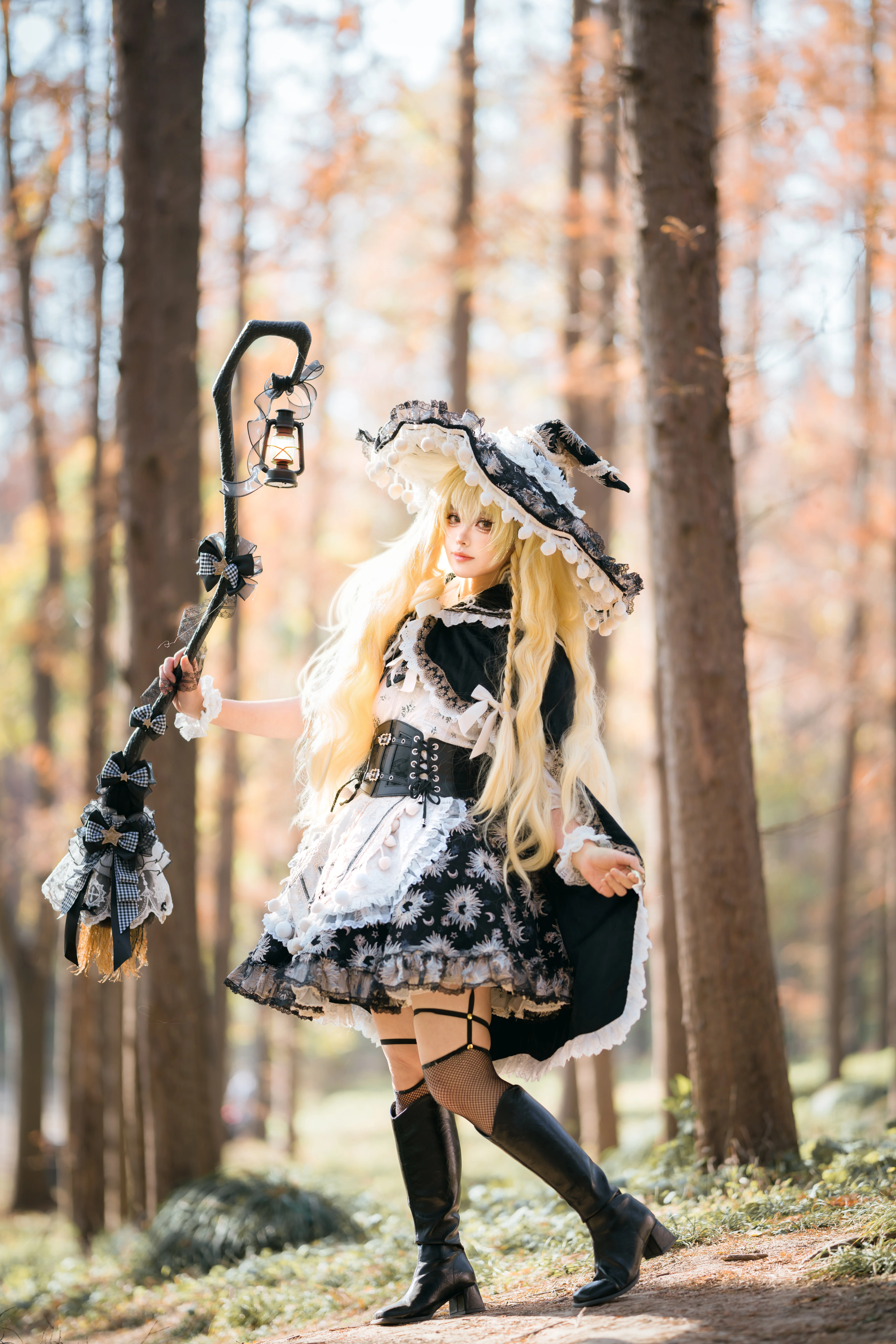 【雾雨魔理沙cos】秋日林间光影里的魔法使 - 第 1 张