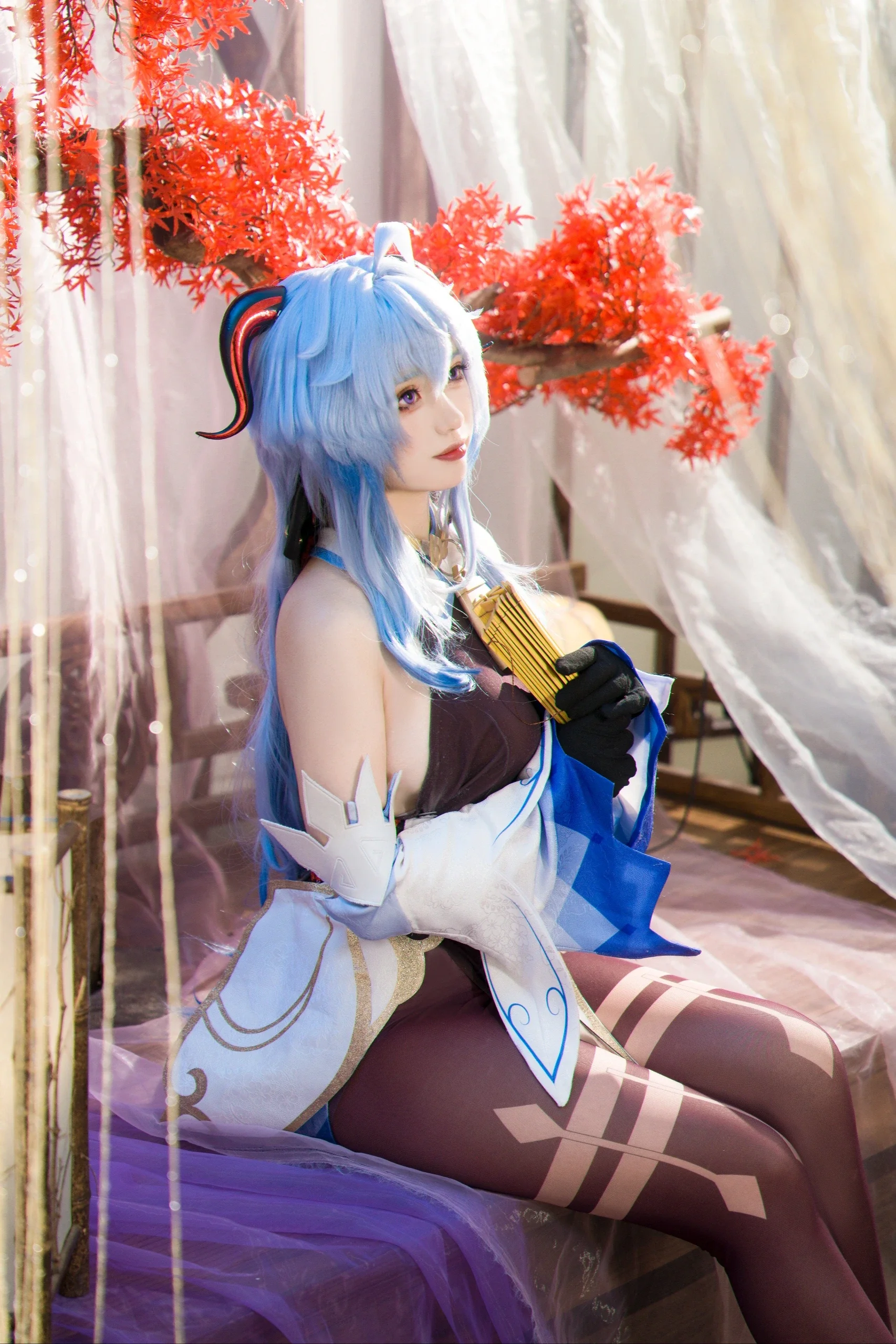 【甘雨cos】原神璃月七星的秘书，这套国风长袍如何 - 第 1 张