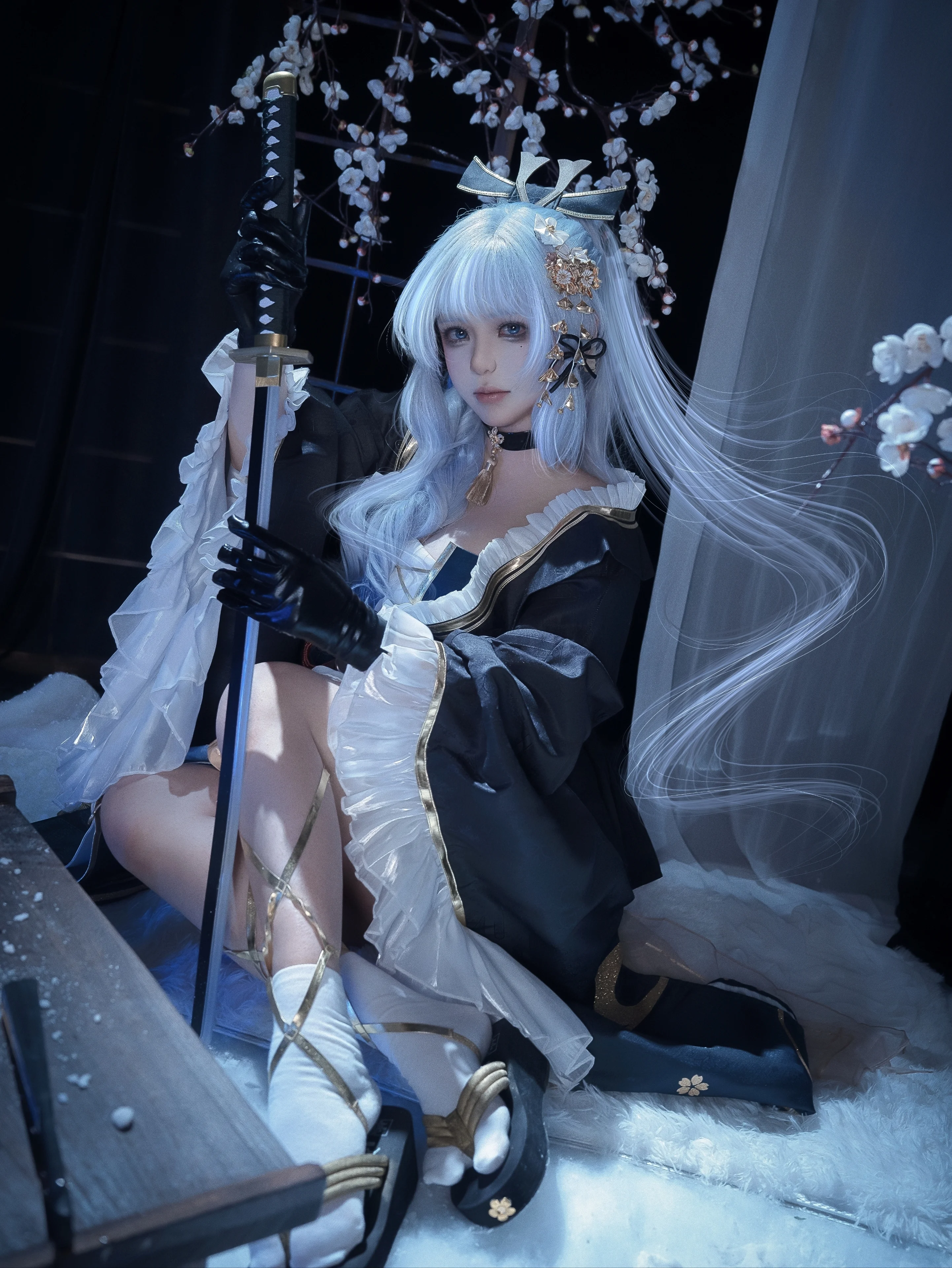 【神里绫华cos】持刀握扇，感受白鹭公主的冰霜之姿 - 第 1 张