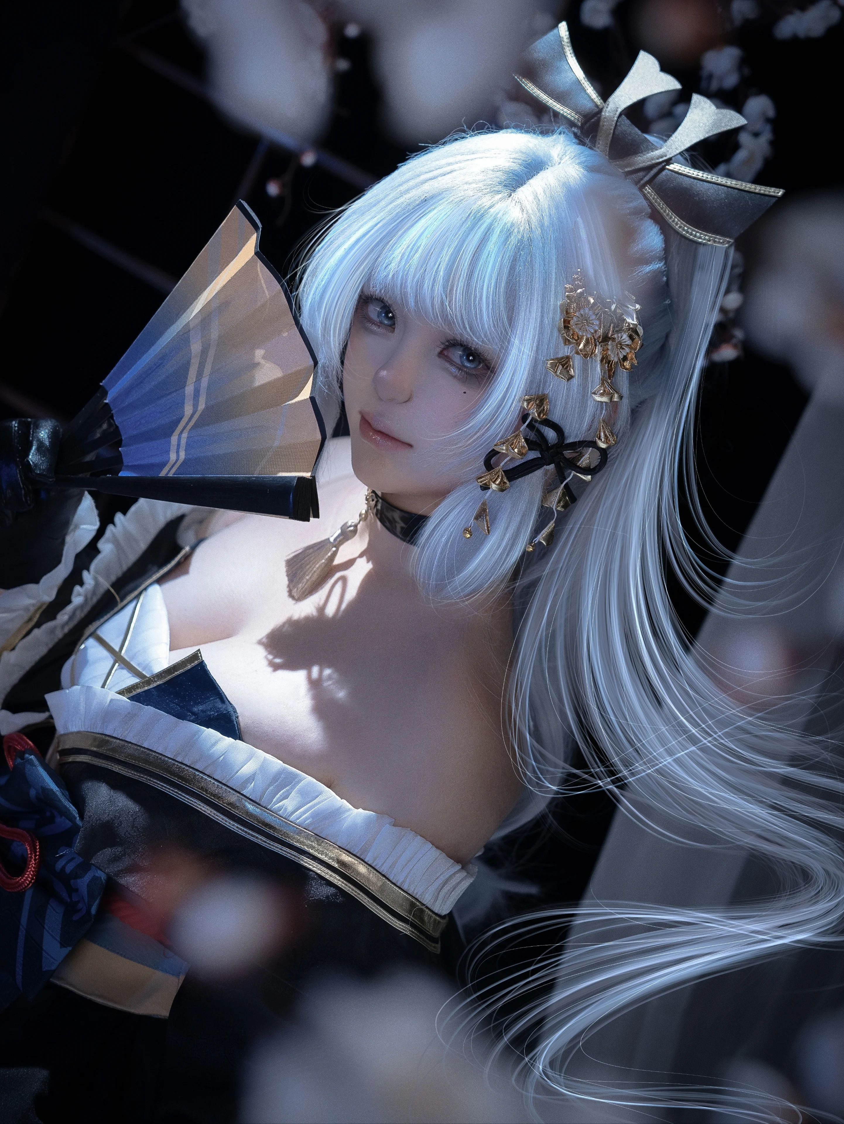 【神里绫华cos】持刀握扇，感受白鹭公主的冰霜之姿 - 第 2 张