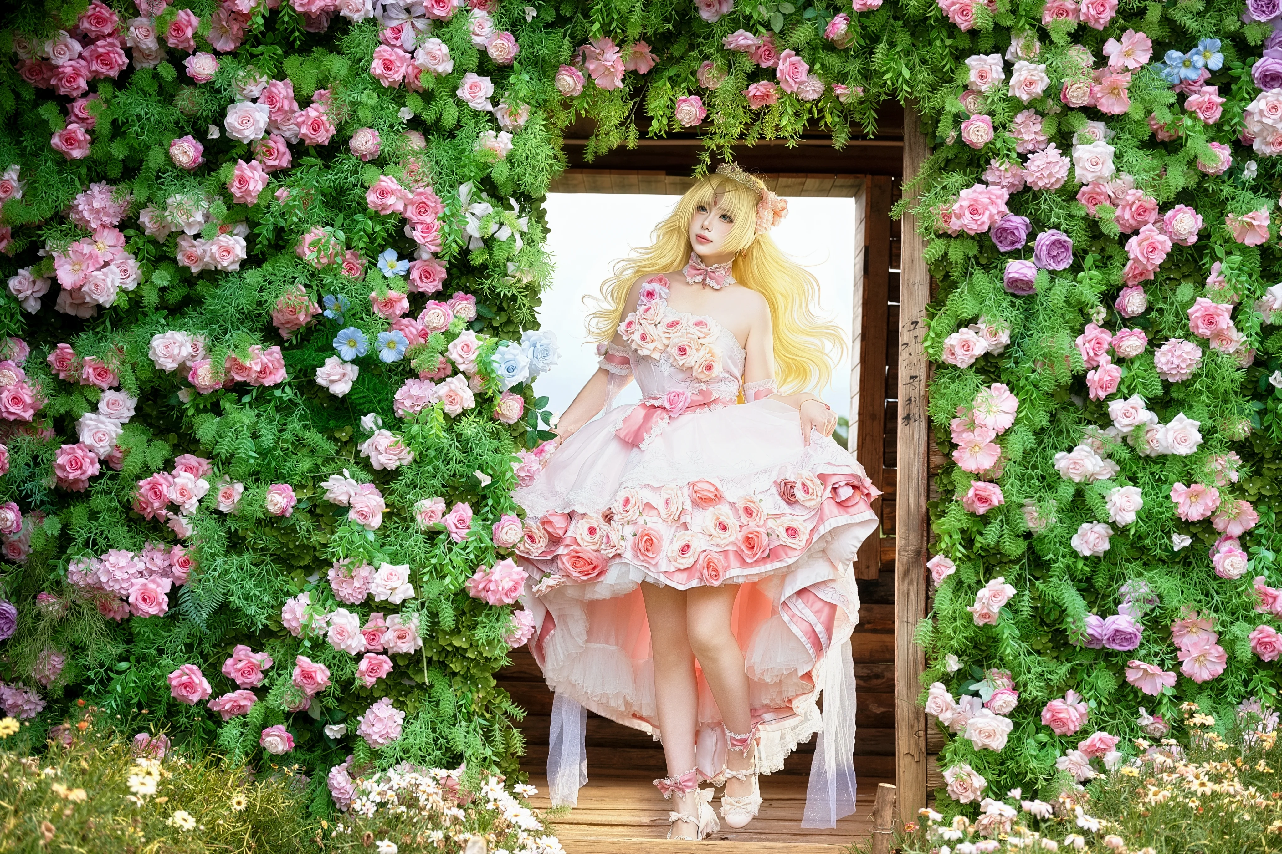 【希婭cos】某天成為公主，繁花簇擁中的夢幻回眸 - 第 2 張