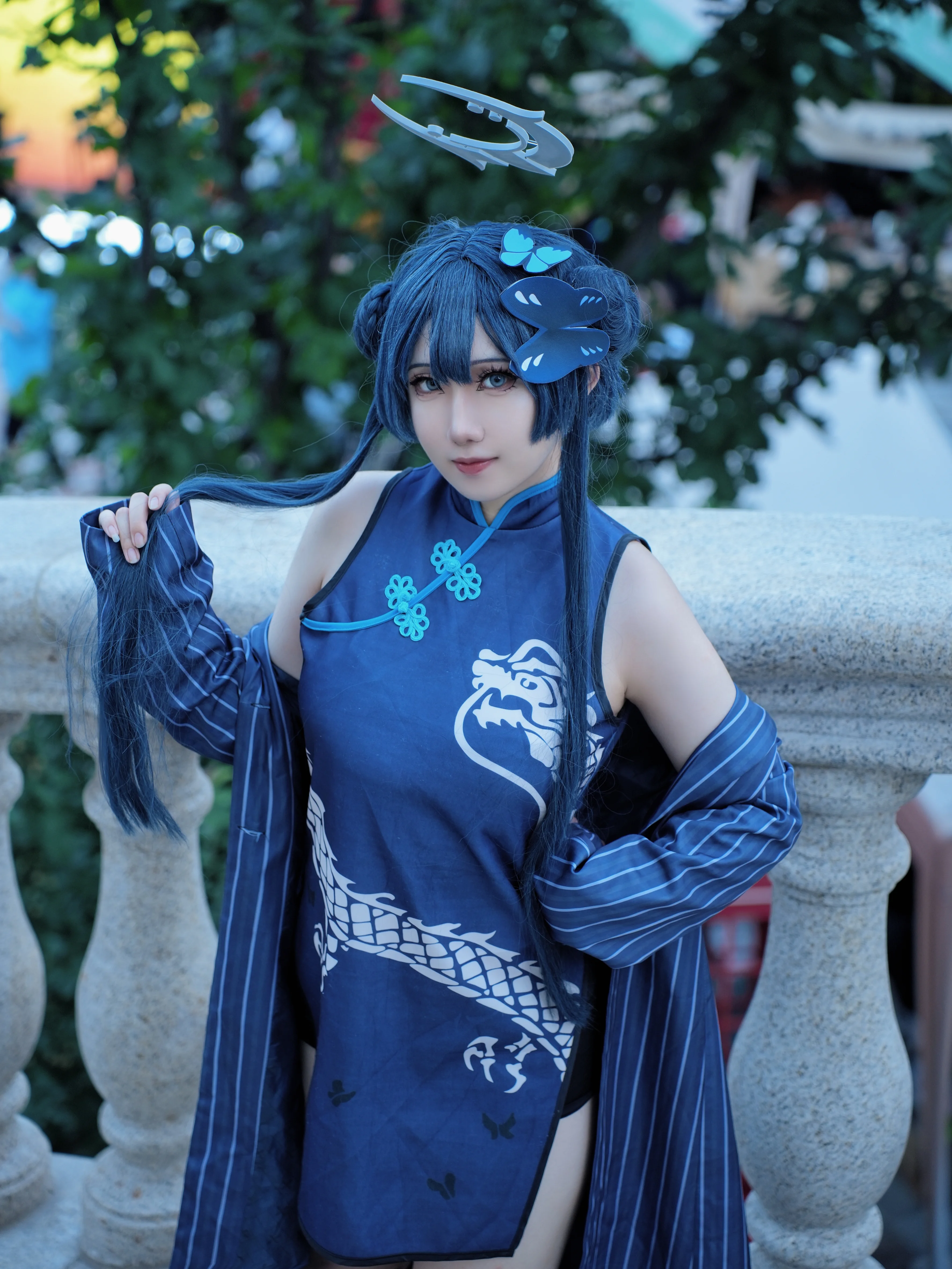 [Misaki cosplay] That stunning touch of deep blue in Blue Archive - Image 2