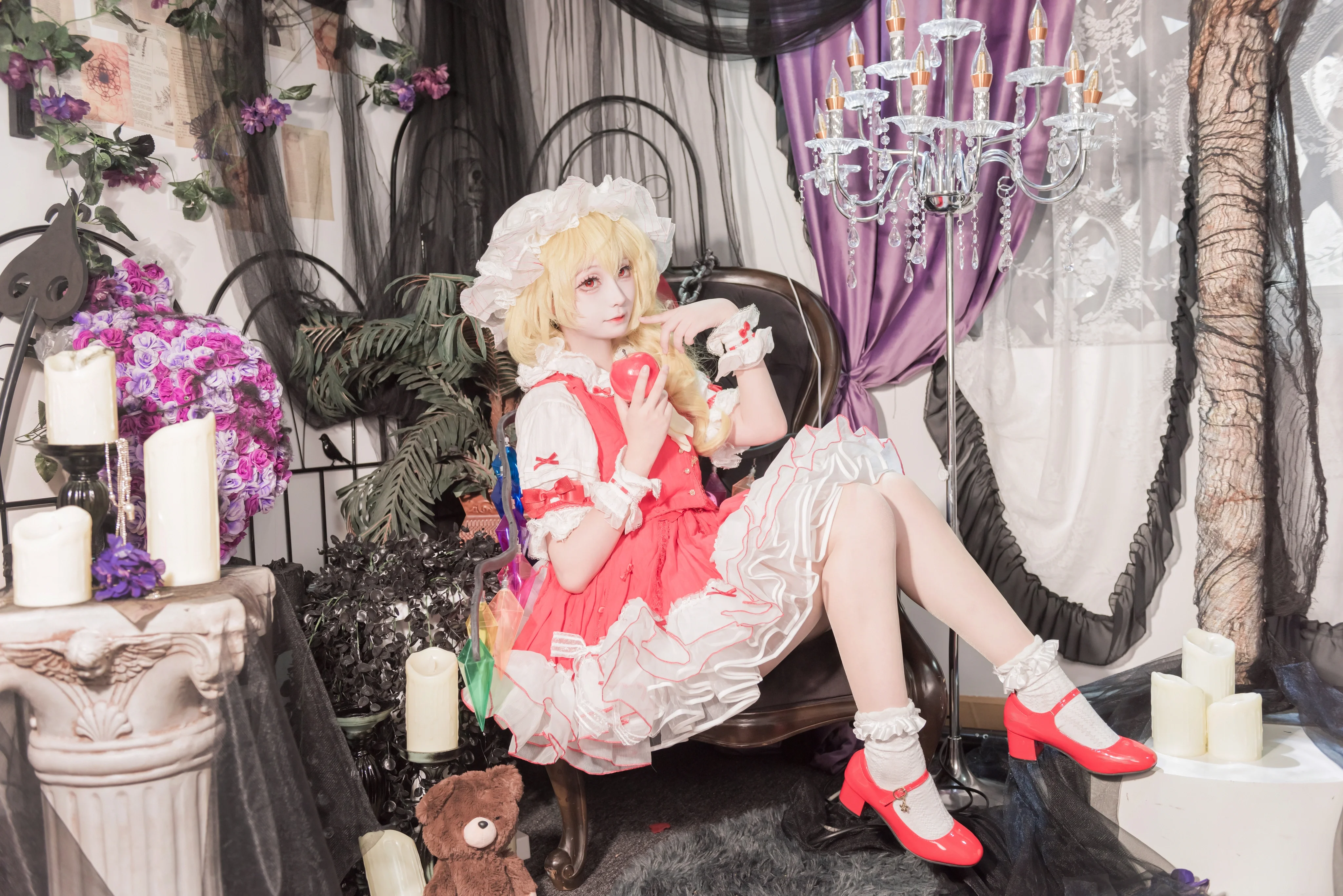【芙蘭朵露斯卡雷特cos】東方project的紅白洋裝與暗黑童話風分享 - 第 2 張