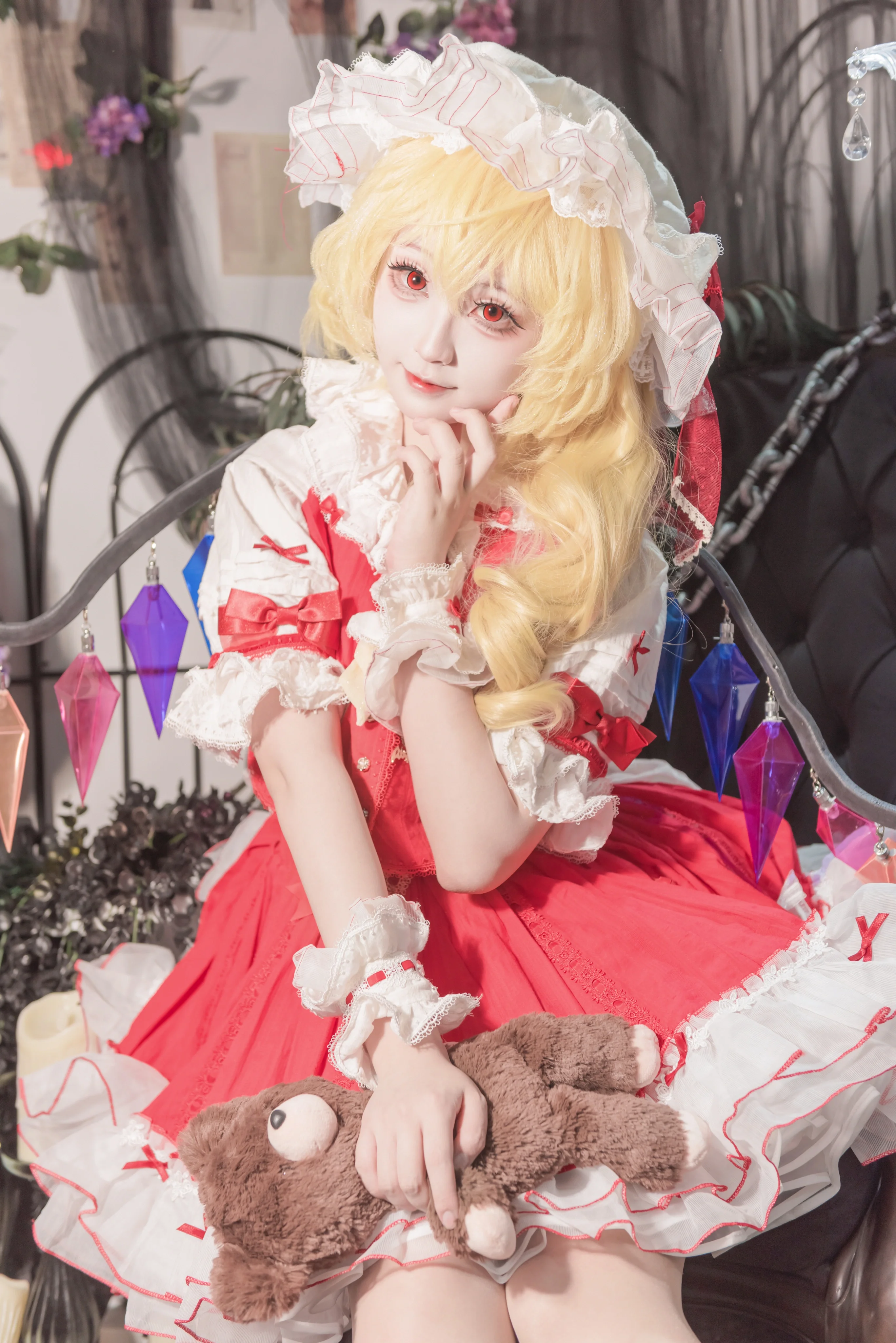 【芙蘭朵露斯卡雷特cos】東方project的紅白洋裝與暗黑童話風分享 - 第 4 張