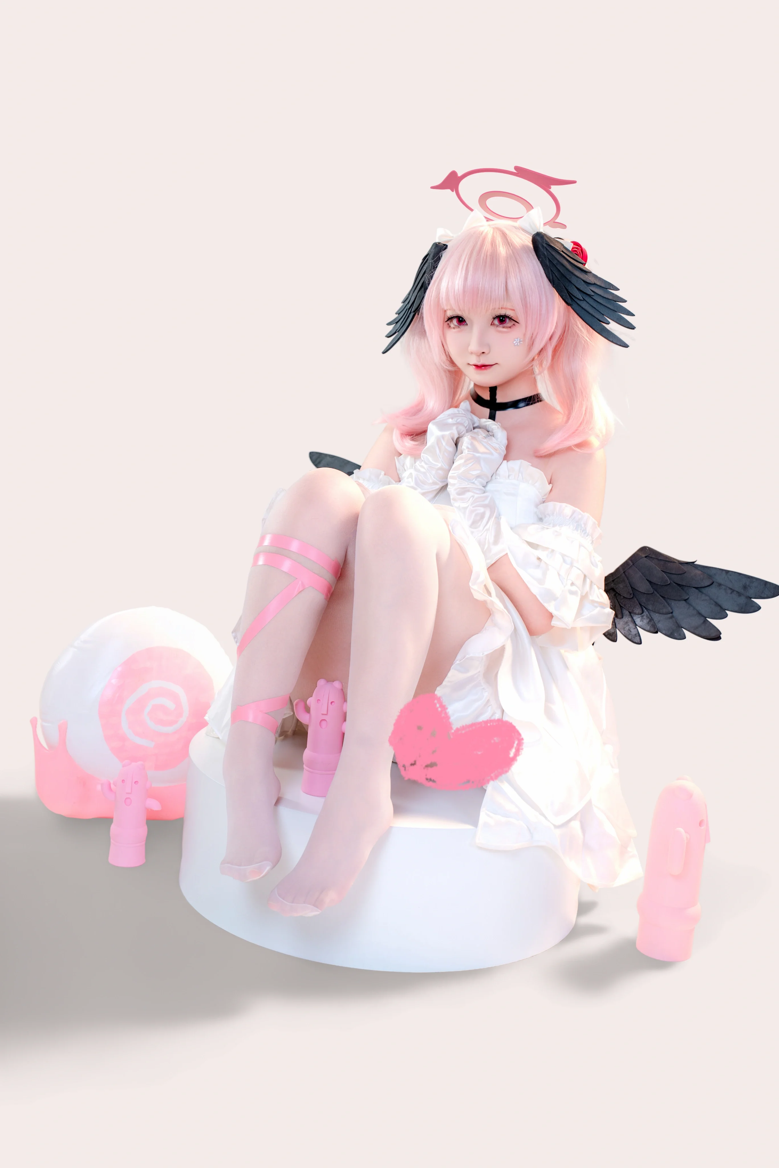 【下江小春cos】蔚藍檔案裡的天使降臨，白色紗裙出片實錄 - 第 1 張