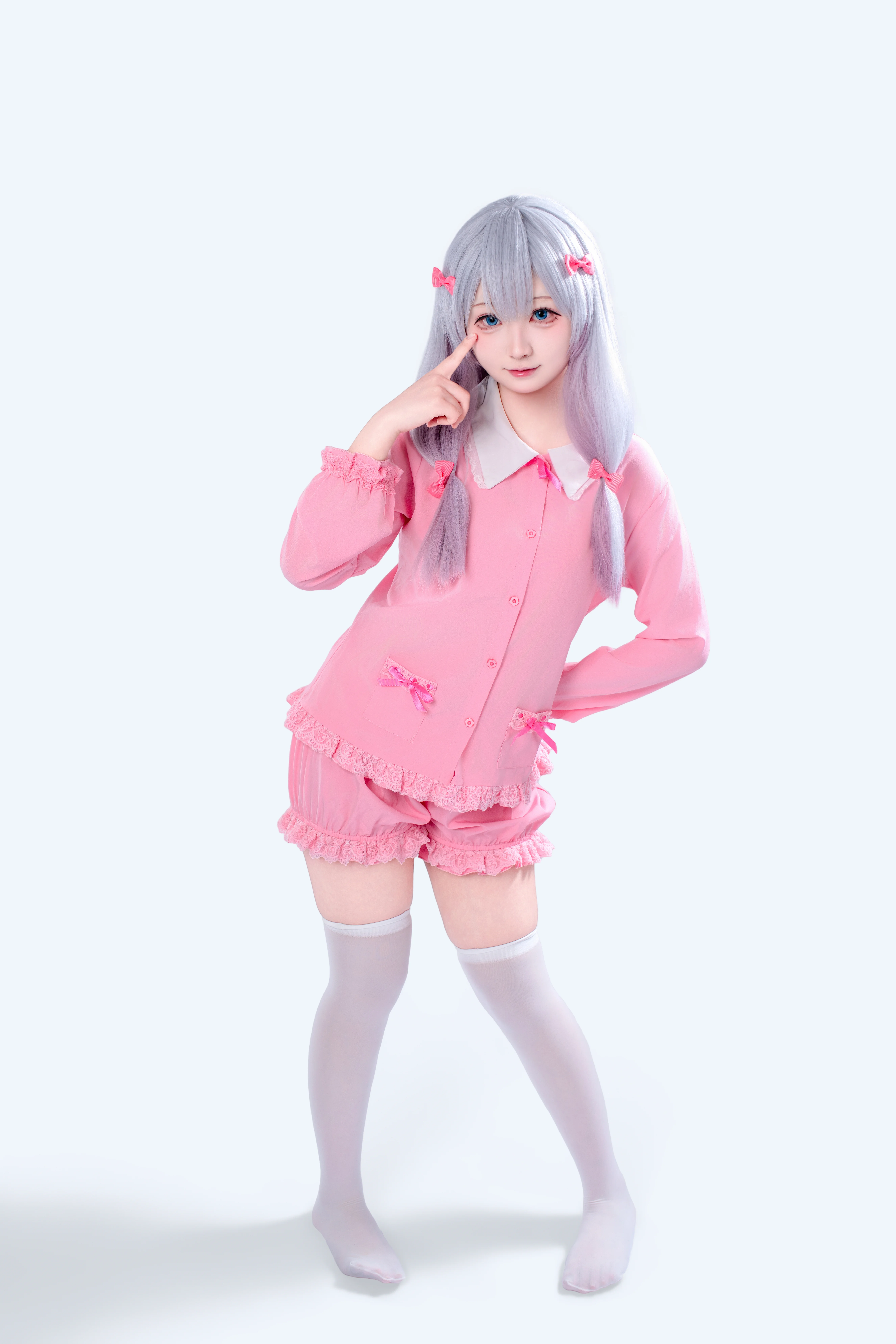 【和泉纱雾cos】用粉色居家服和画笔，绘出埃罗芒阿老师的慵懒日常 - 第 2 张