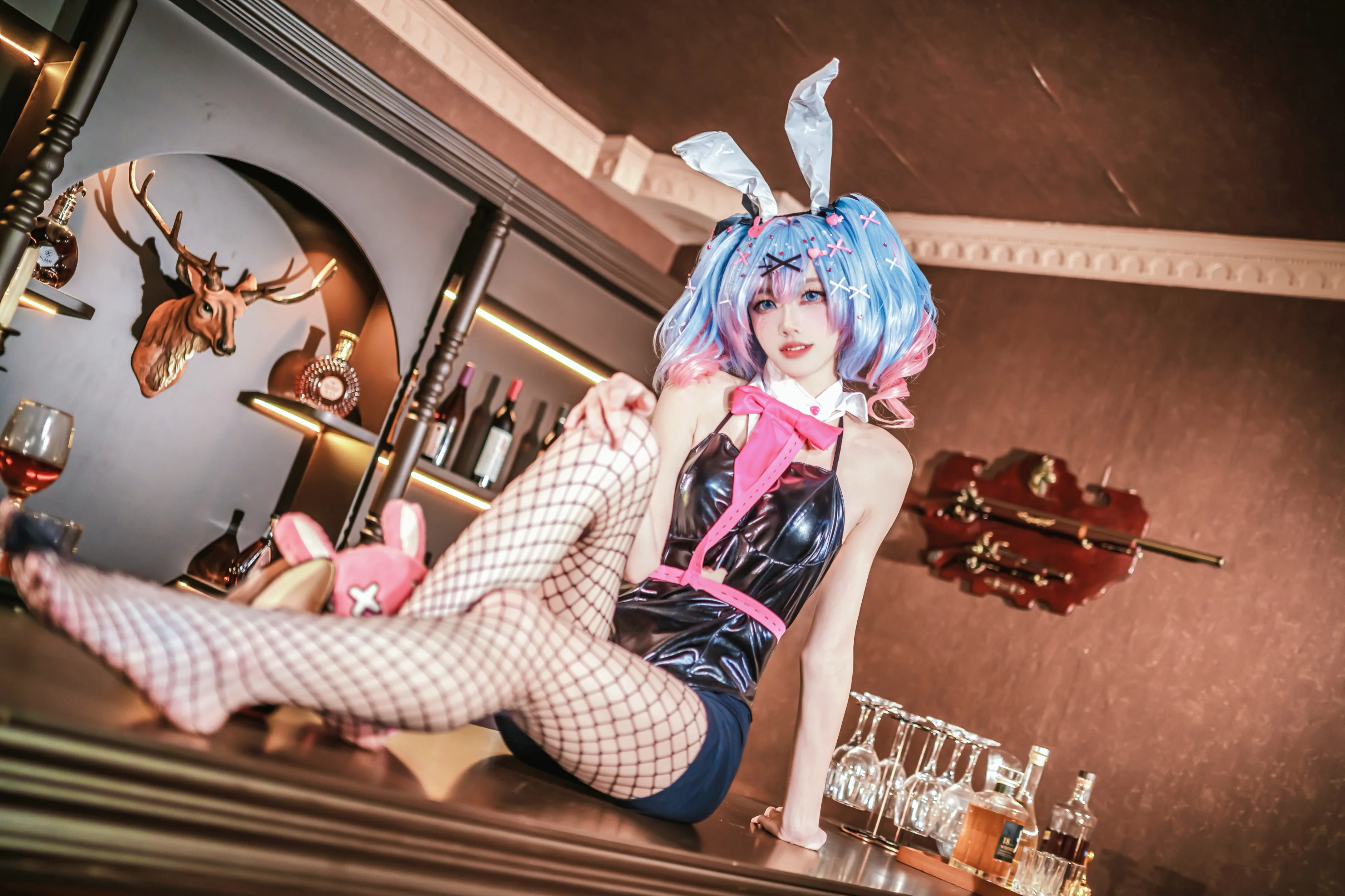 【初音未来cos】兔子洞里的夜晚，欢迎光临我的兔子酒店 - 第 2 张