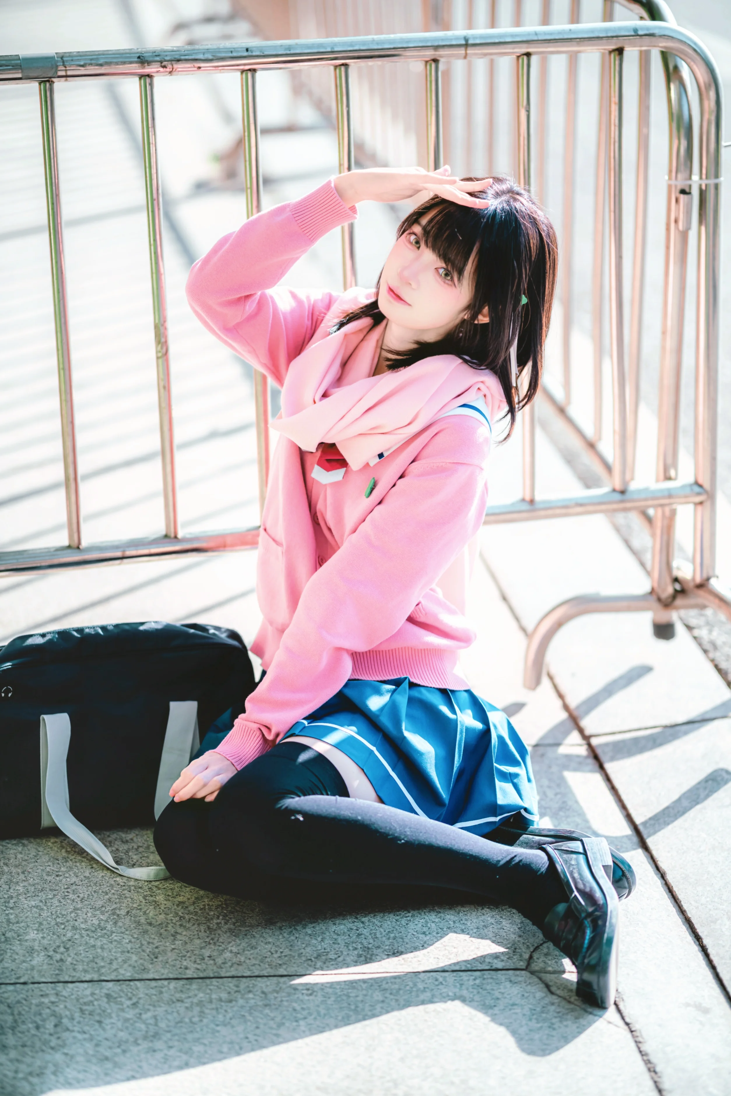 【花坂结衣cos】OneRoom里的日常少女，阳光下的JK校园感 - 第 12 张