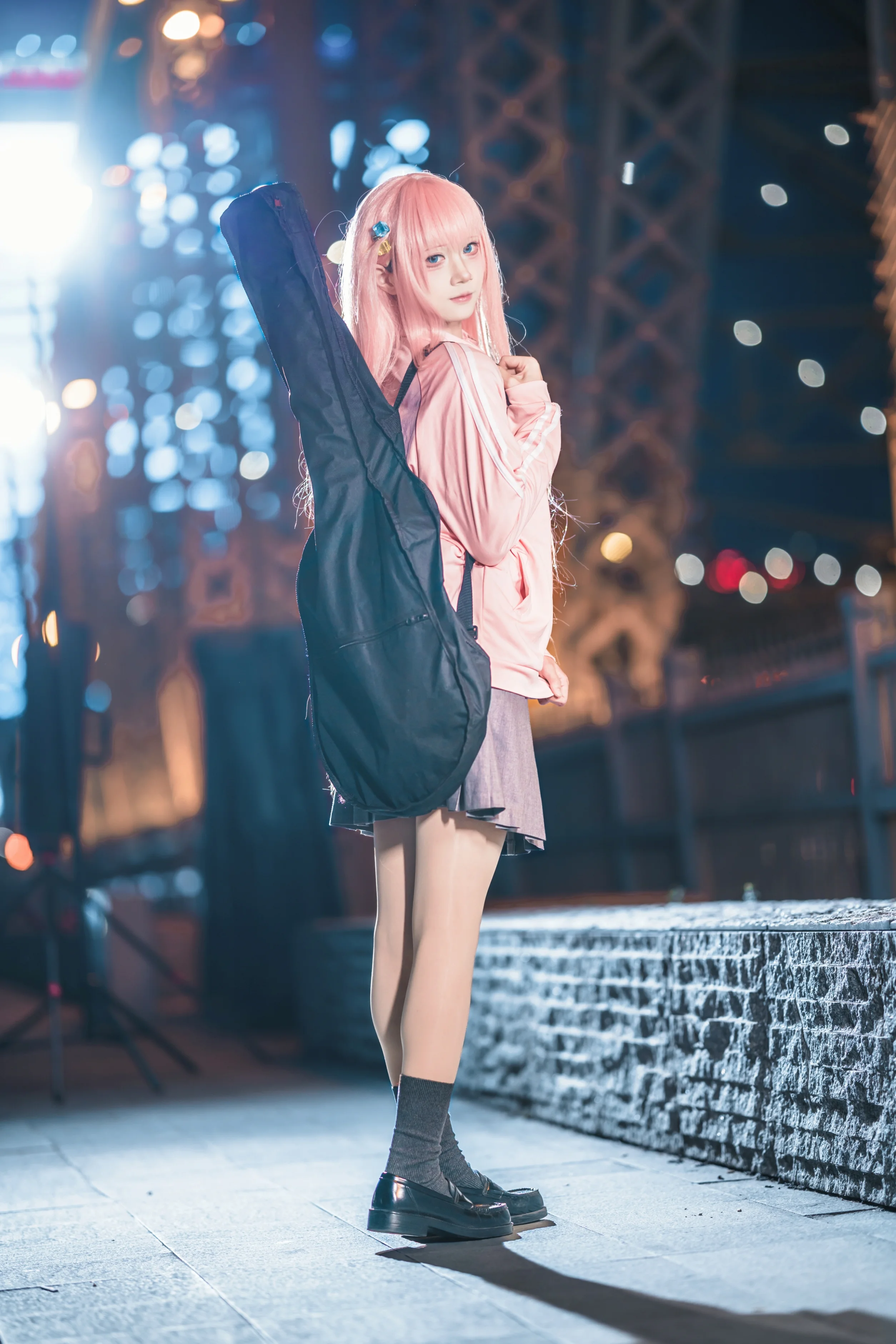 【后藤一里cos】孤独摇滚，夜色里的吉他少女 - 第 4 张